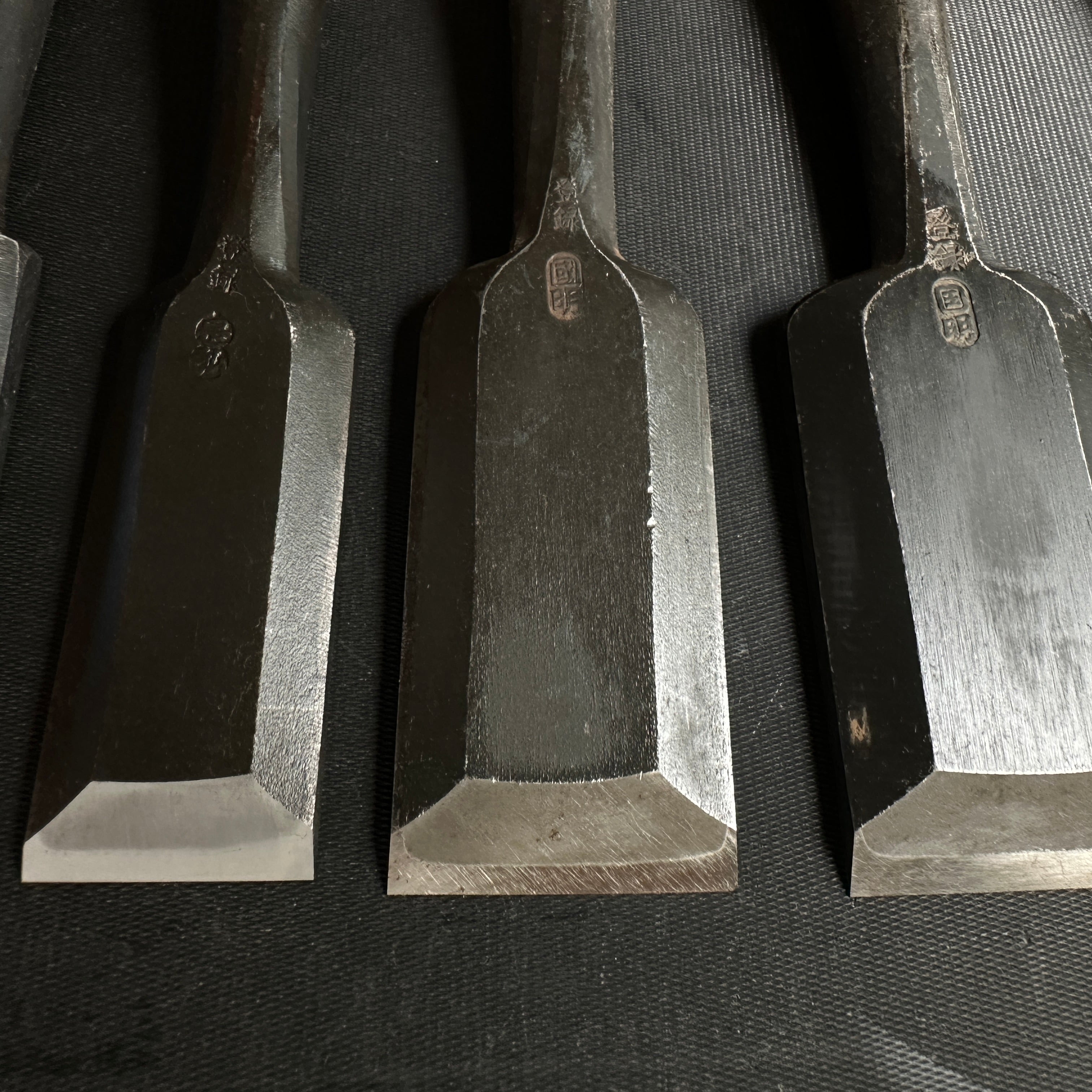 #M142 Mixed set for beginner Bench chisels set by unknown smith バラ鑿合わせ 初心者におすすめ 追入組鑿作者不明