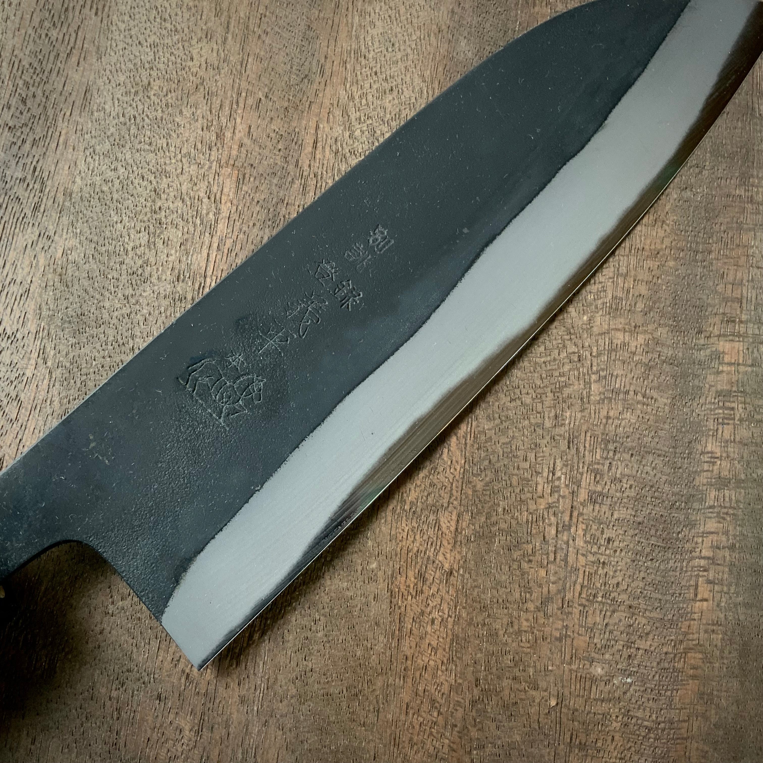 Gihei Santoku Bocho with blue steel / 義平 三徳包丁 青紙付 165mm