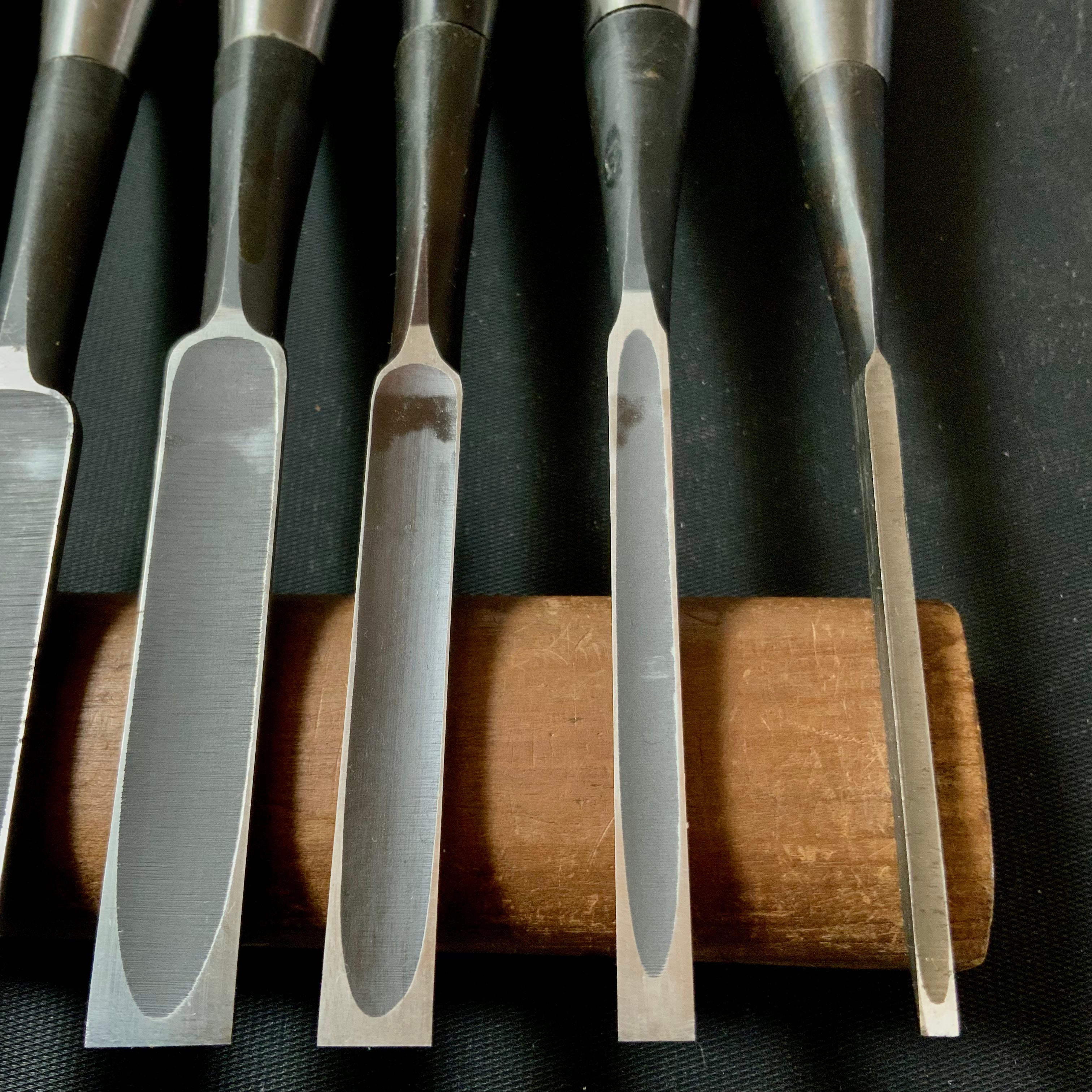 #M148 Mixed set for beginner Bench chisels set by unknown smith バラ鑿合わせ 初心者におすすめ 追入組鑿