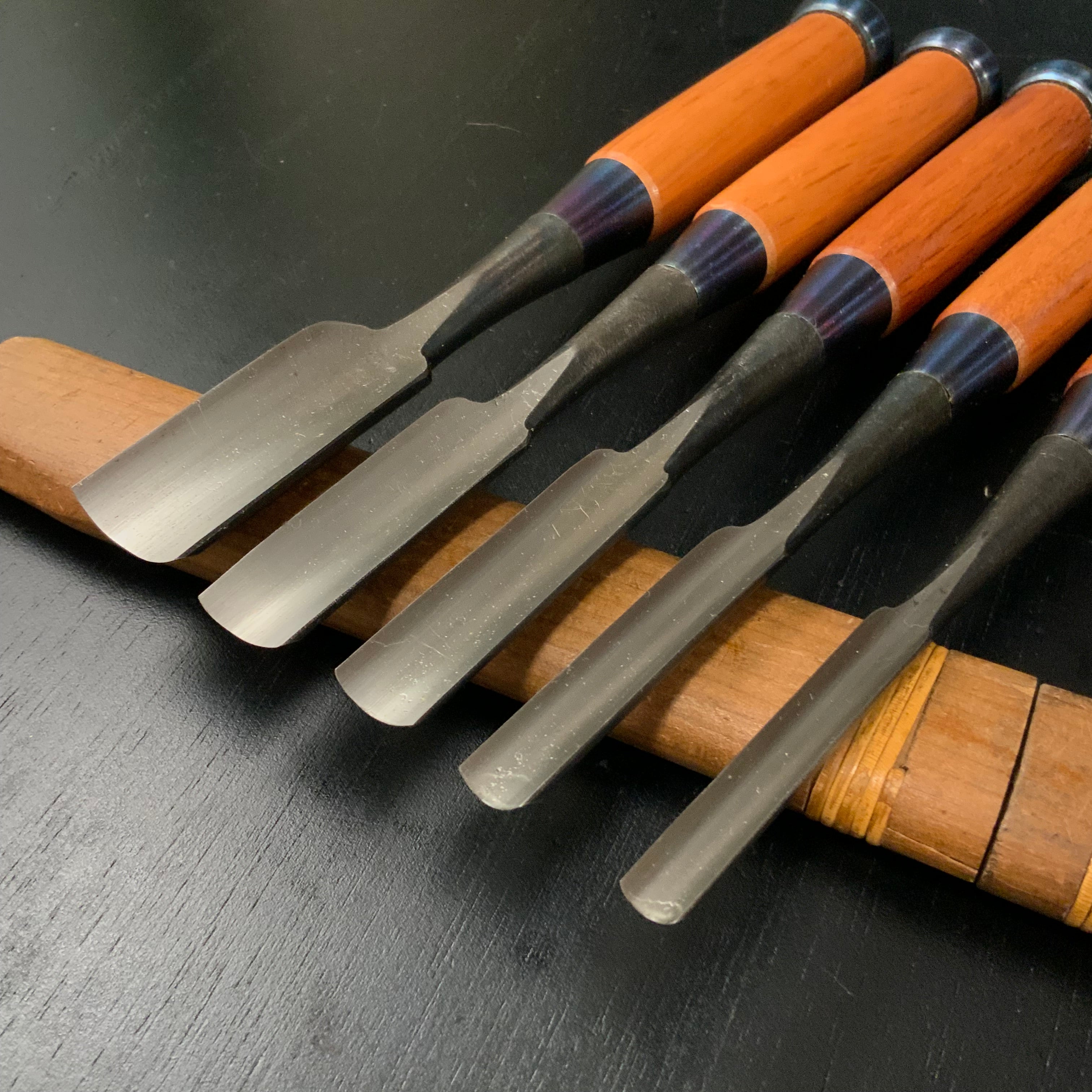 Unknown uchi maru chisels set with White steel 作者不明 内丸組鑿 5本組 uchimarunomi