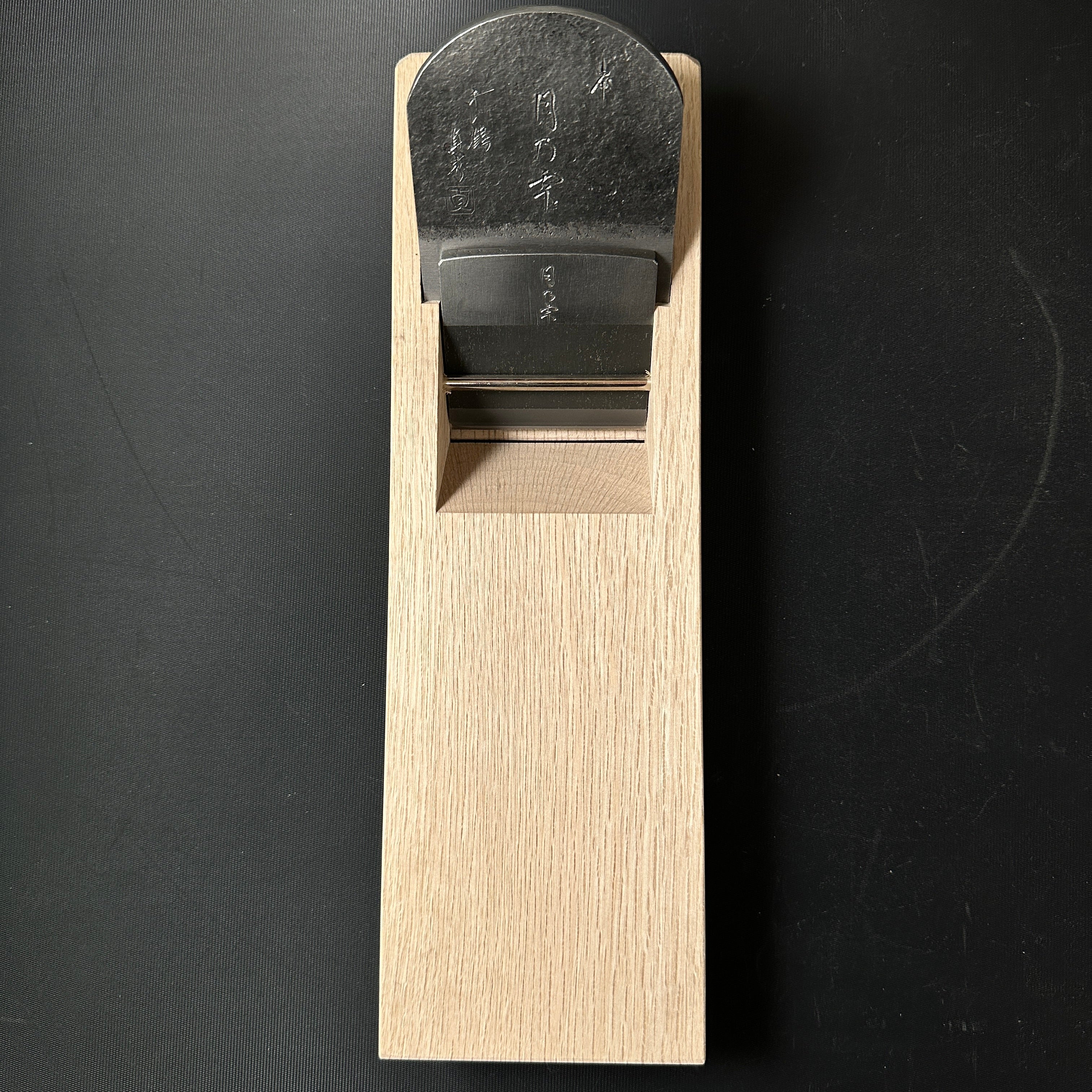 Tsuki no Shizuku Smoothing Plane (Kanna) by Chiyotsuru Sadahide 3rd generation 三代目千代鶴貞秀 仕上げ鉋 月の雫 70mm 乱れ刃