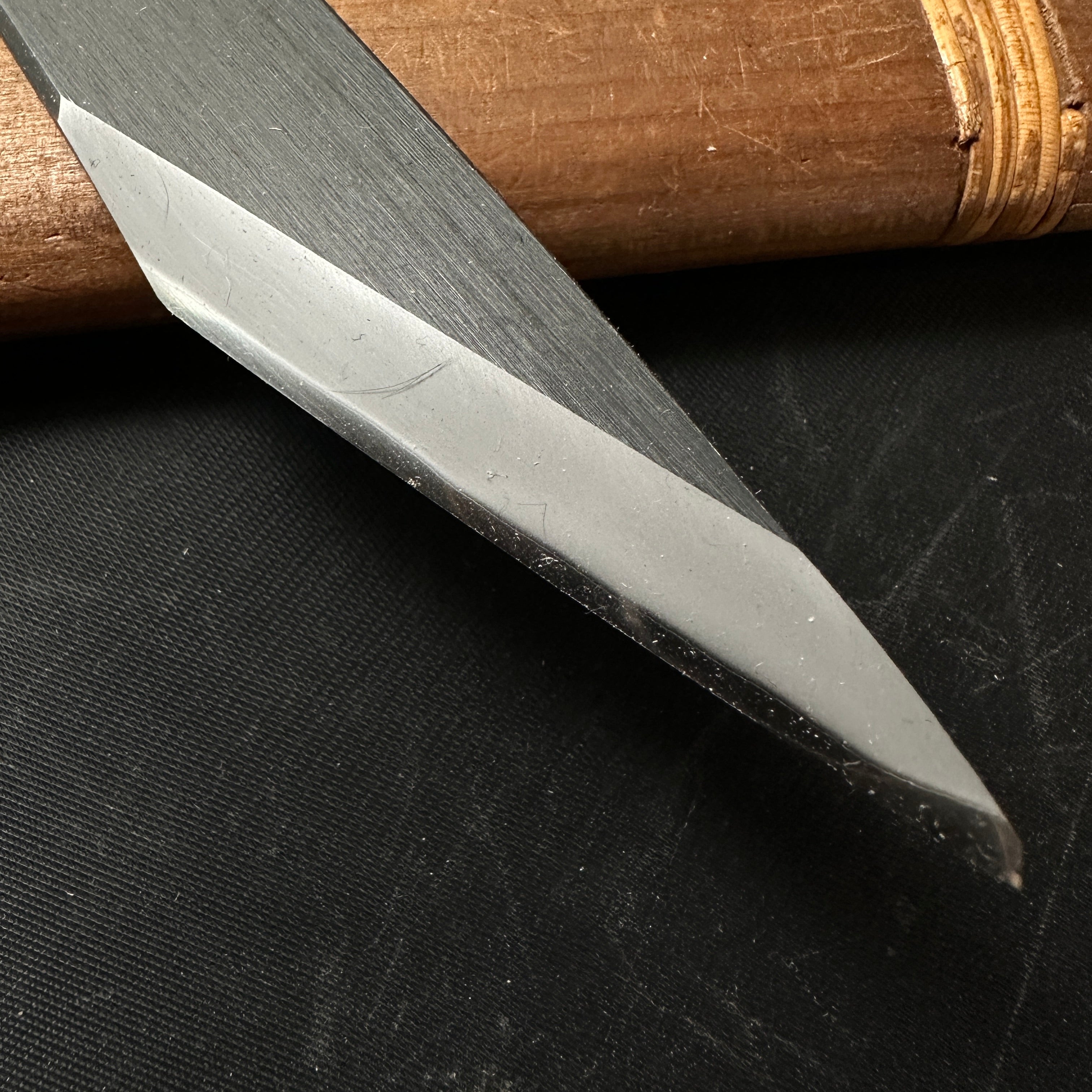 Yoshihide Sakamitsu Kiridashi Kokatana with White Steel 吉秀 三代坂光作 切出小刀 右 黒仕上