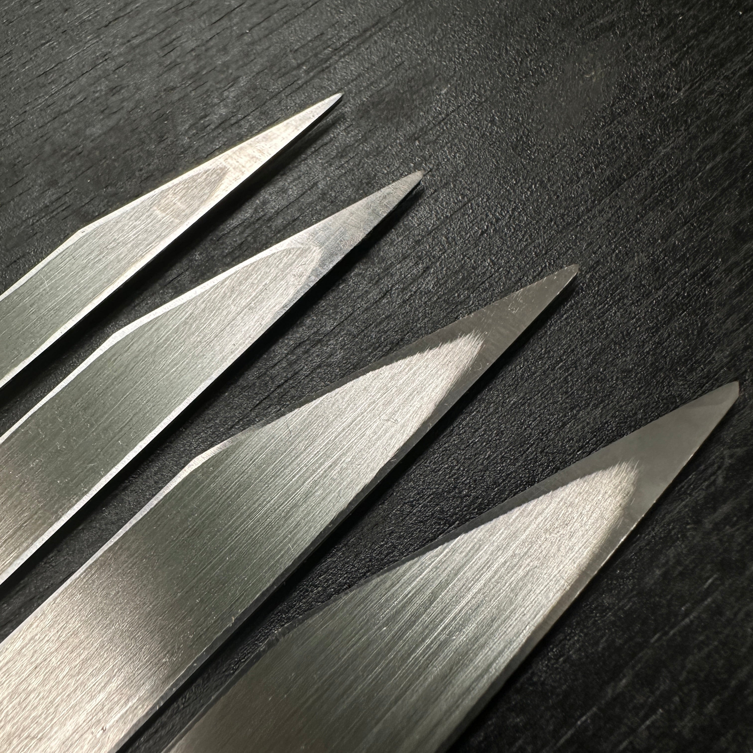 Yoshihide Kiridashi Kokatana Right hand / 吉秀 切出し小刀 右 SK鋼