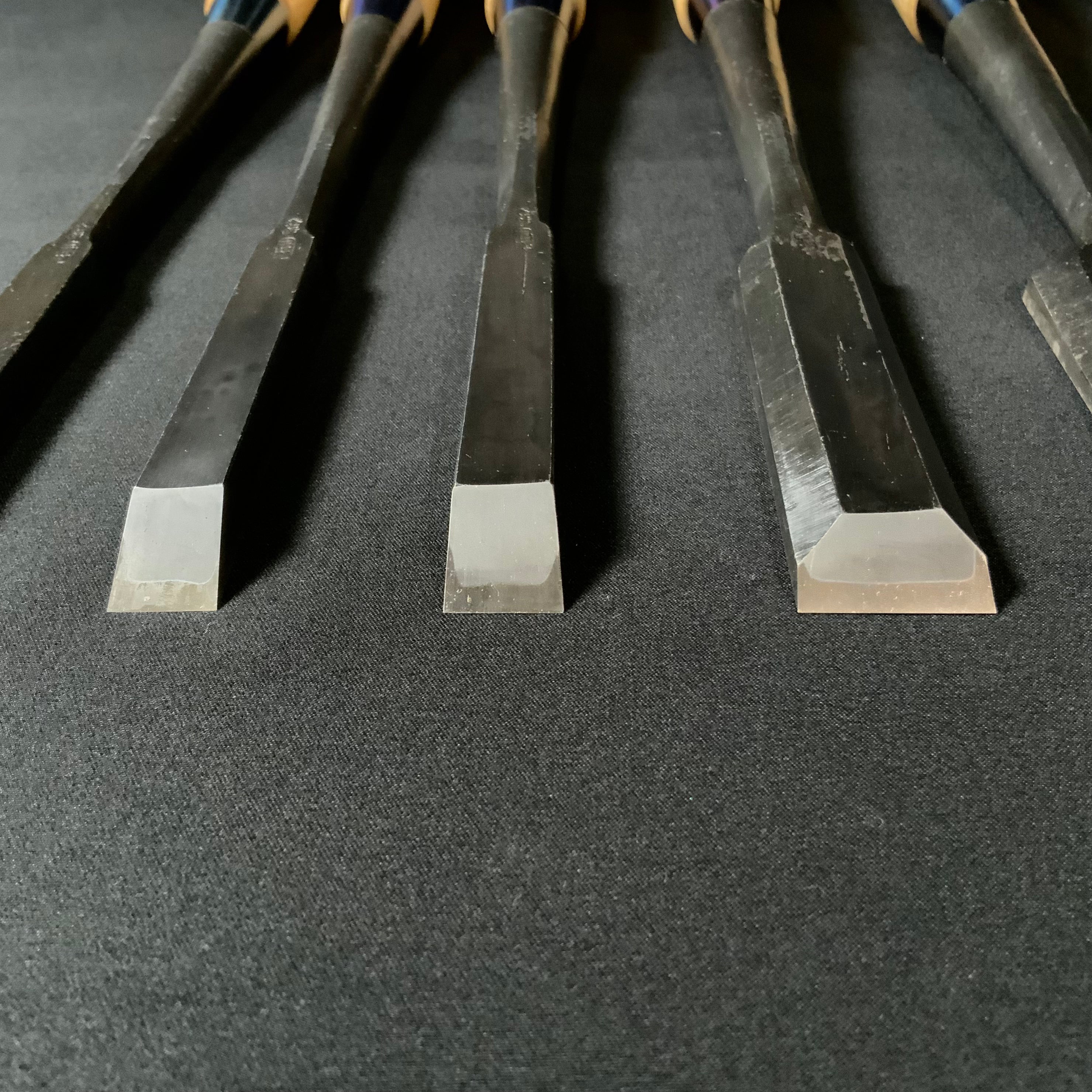 二治弘 穴屋鑿 今井忠太郎作 Nijihiro Slick Chisels by Chuutarou Imai