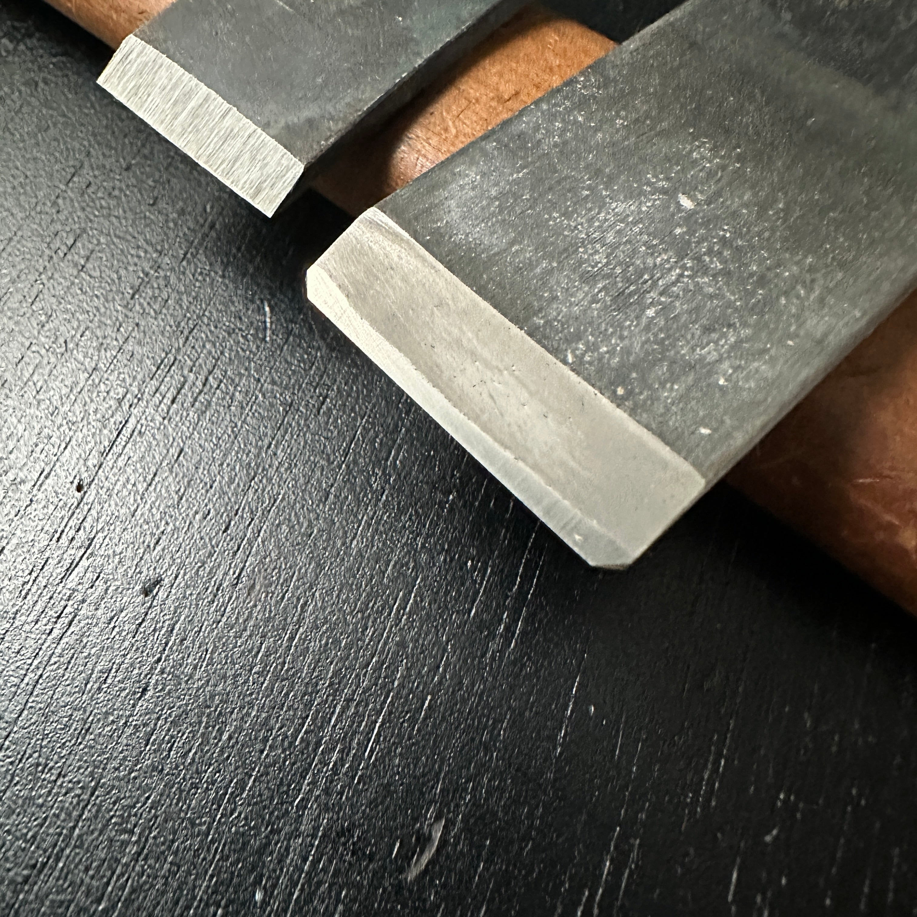 Old stock Kiyotada Wholesaler stamp Chamfer Plane 45° with Blue steel 清忠(問屋銘・水平屋) 自由角面取鉋 青紙付 30mm