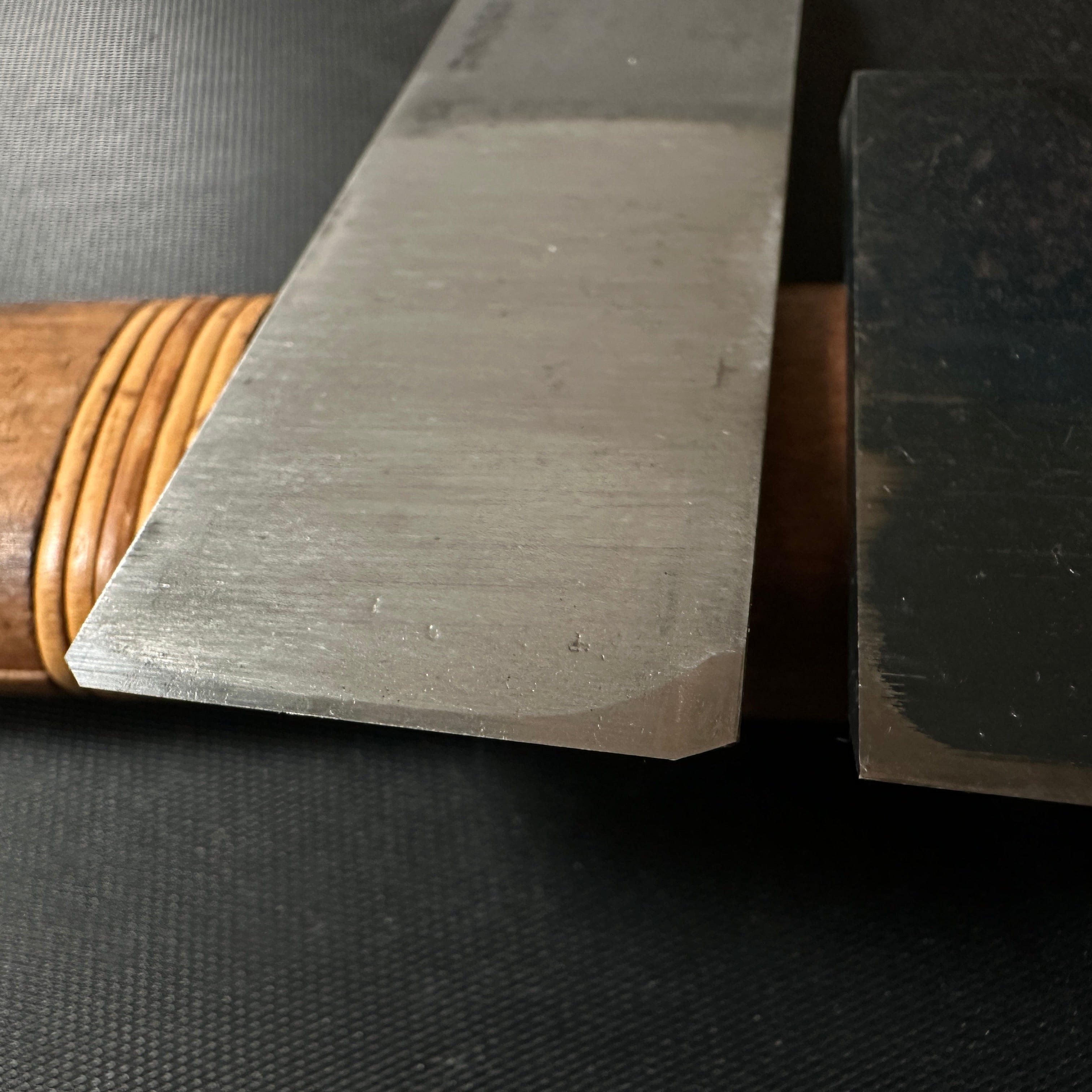 Old stock Yabane Smoothing Plane (Kanna) by Ishido Master 石堂輝秀作 矢羽根鉋 仕上げ鉋 30mm