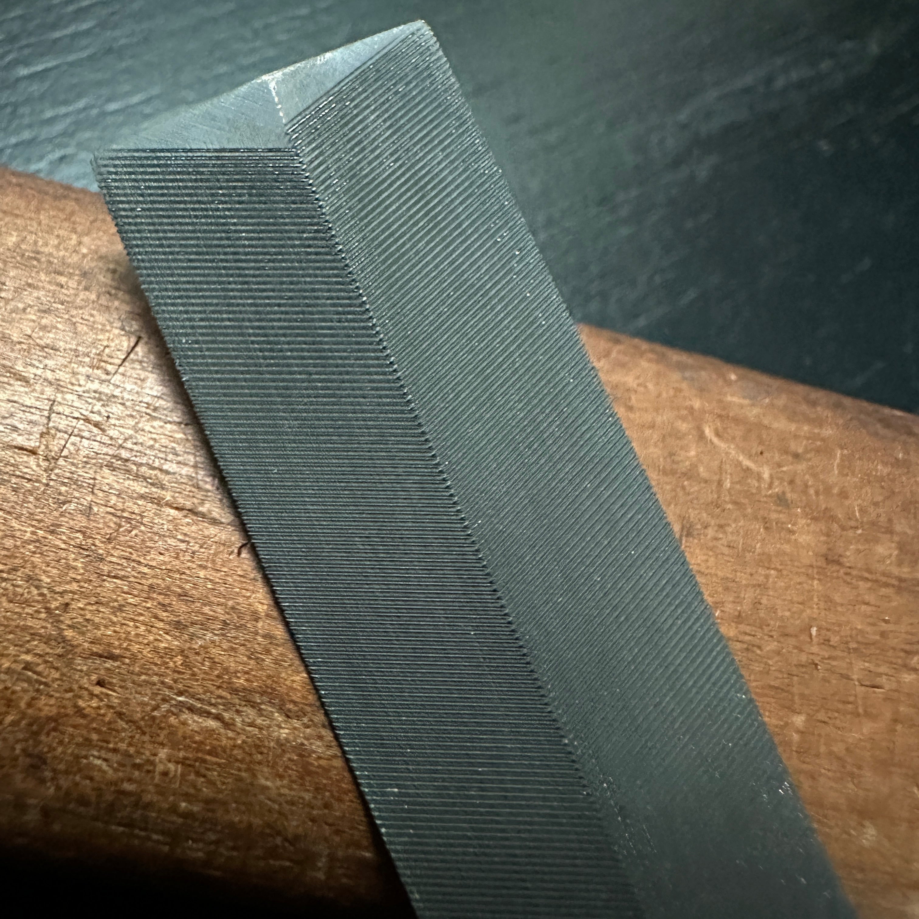 Old Stock TSUBOTAMA 90mm Single edged file for Handsaw sharpening (Surikomi-Yasuri) 掘出し物 壺玉 片刃 すり込みヤスリ 90mm