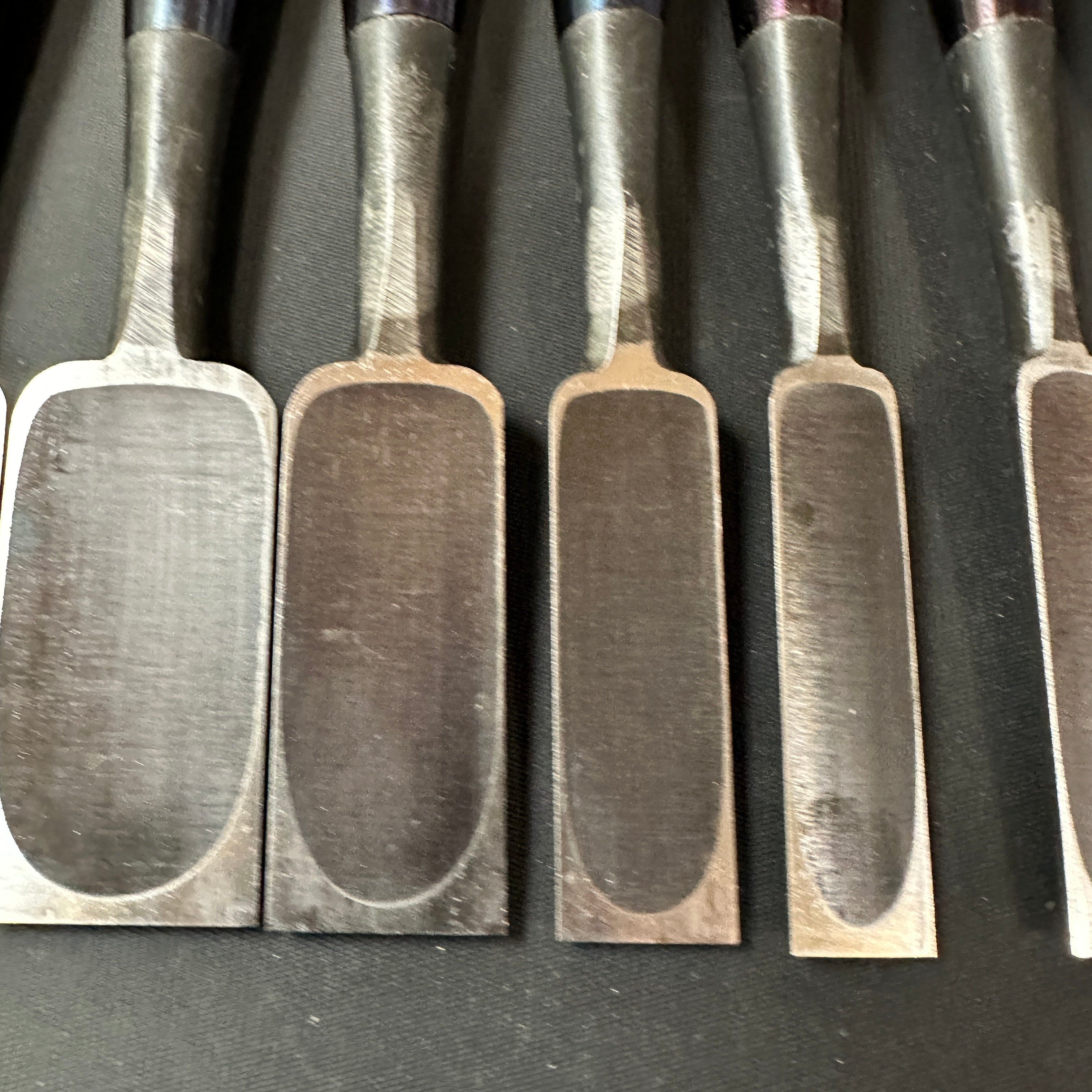 Nijihiro Bench chisels set by Chuutarou Imai white oak handle (Fujihiro) 今井忠太郎作 二治弘 追入組鑿 白樫柄