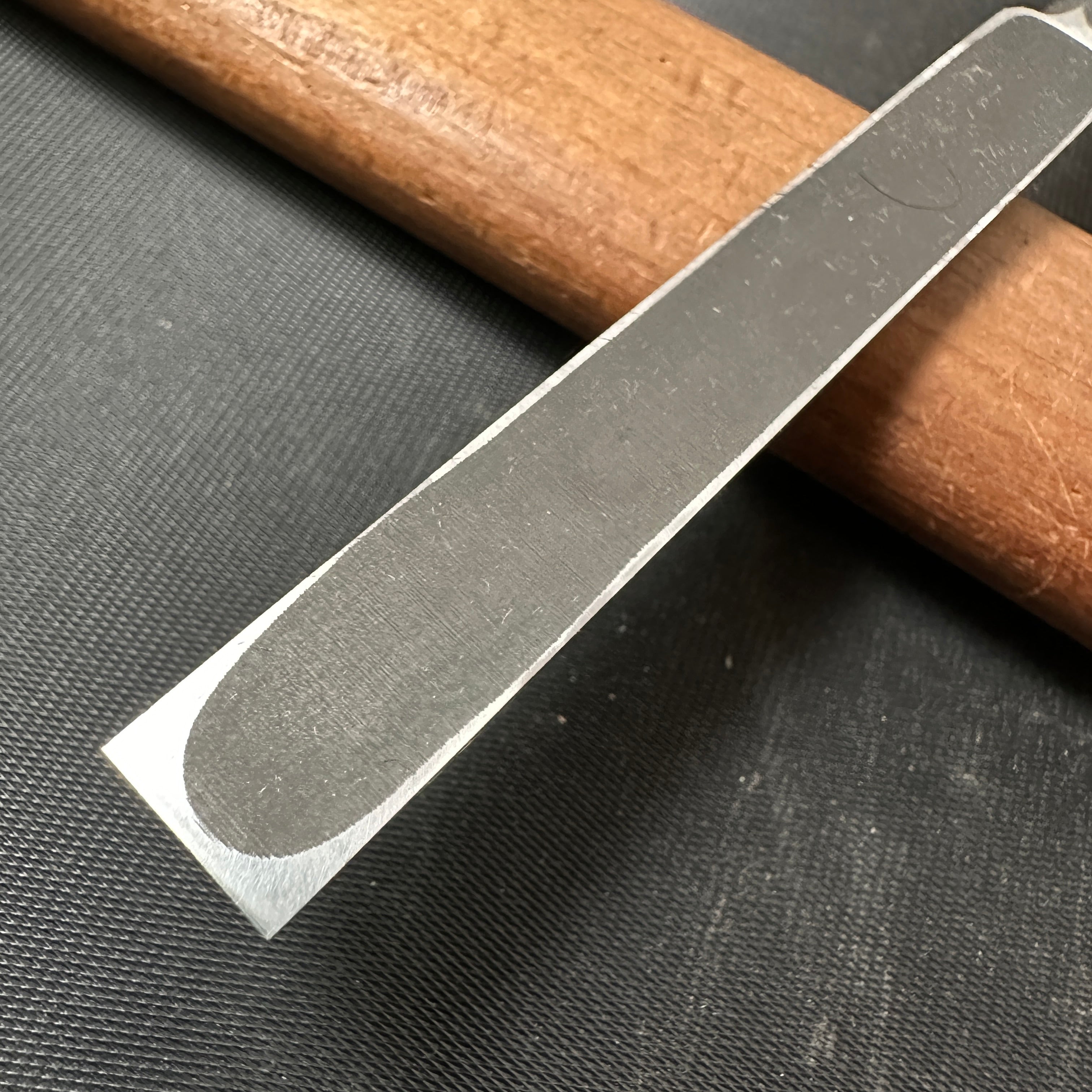 Old stock Kunikei 3rd Paringr chisels by Ikeda Yoshiro Usunomi 池田慶郎氏 三代目国慶作 薄鑿 12mm