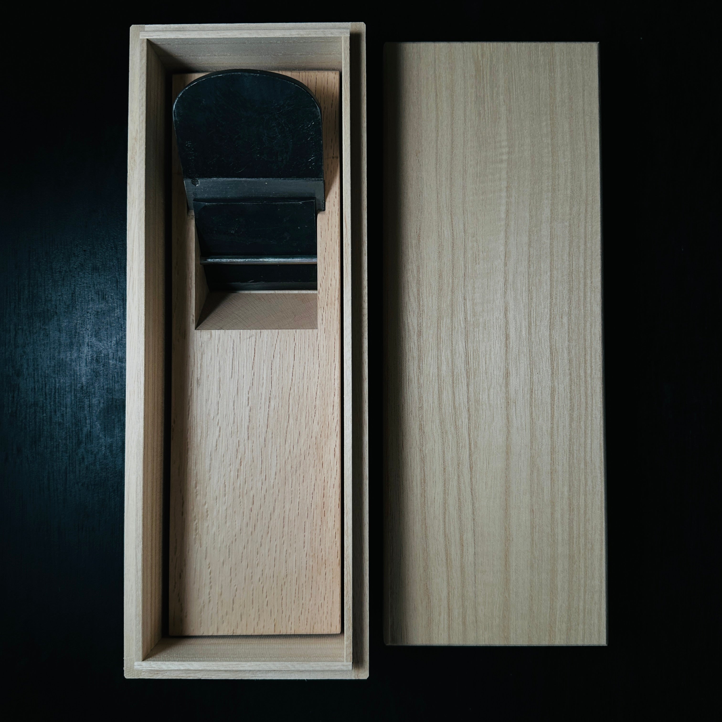 Old stock #1 Yabane Smoothing Plane (Kanna) by Ishido Master 石堂輝秀作 矢羽根 労働大臣賞受賞記念鉋 70mm