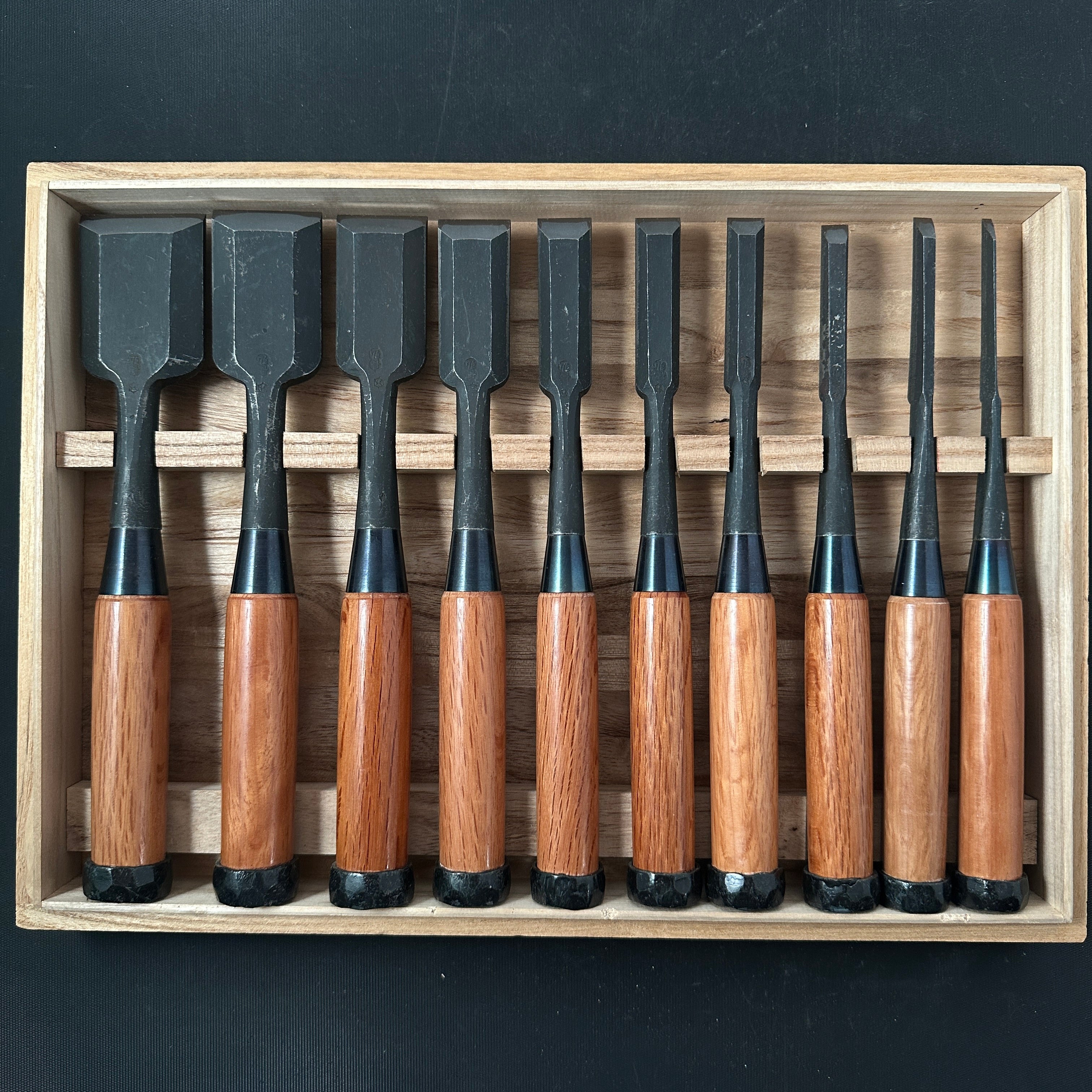 Old stock Osahiro (Nagahiro) Bench chisels set 掘出し物 長弘 追入組鑿 10本組 Oirenomi