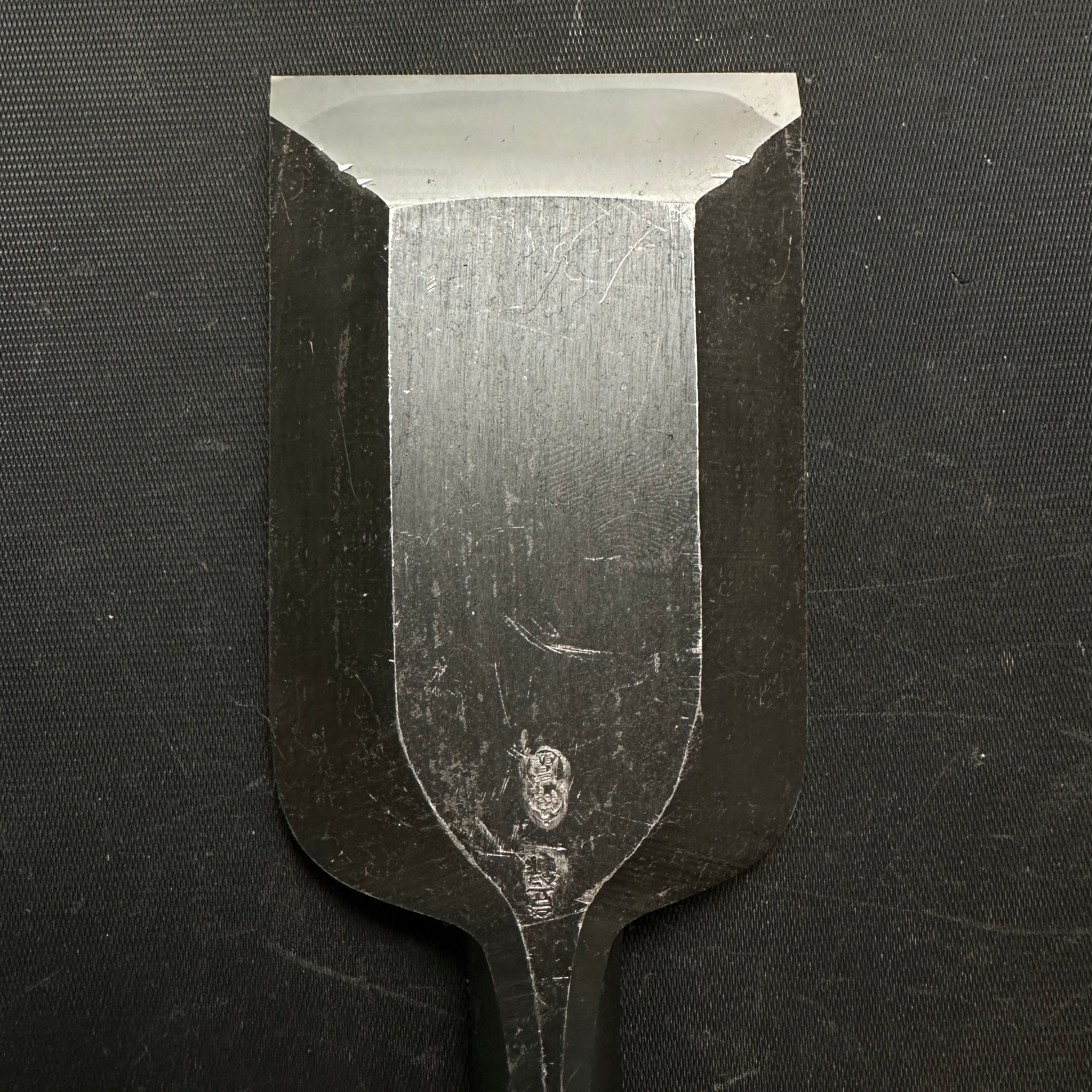 Old stock Kazuhiro Timber chisels by Endou Kazuo 掘出し物 遠藤一雄氏 かず弘 叩鑿 60m