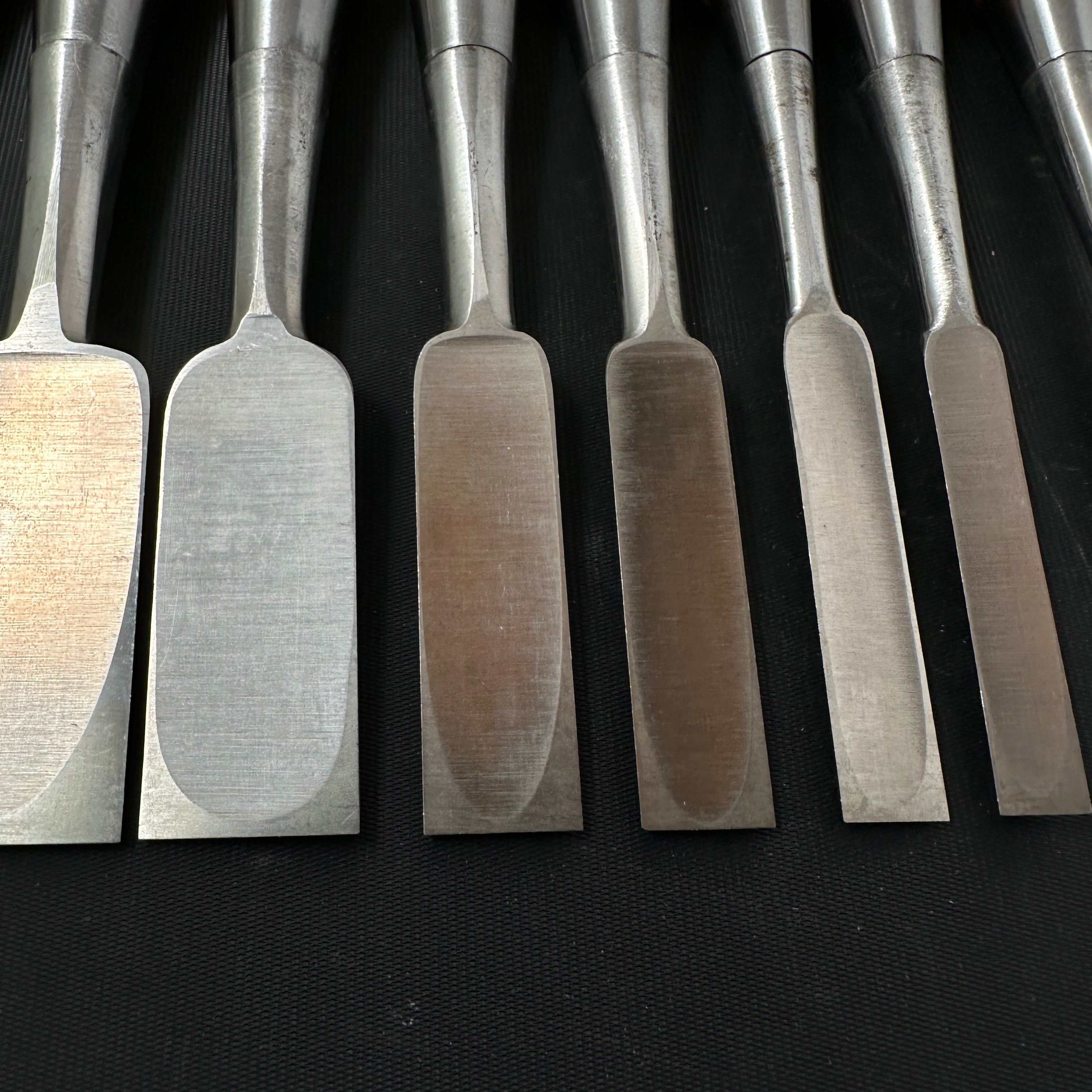Old stock #4 Sukemaru 4th Wholesaler stamp High-Speed Steel Bench chisels set 掘出し物 四代助丸 問屋銘 ハイス鋼追入組鑿 Oirenomi