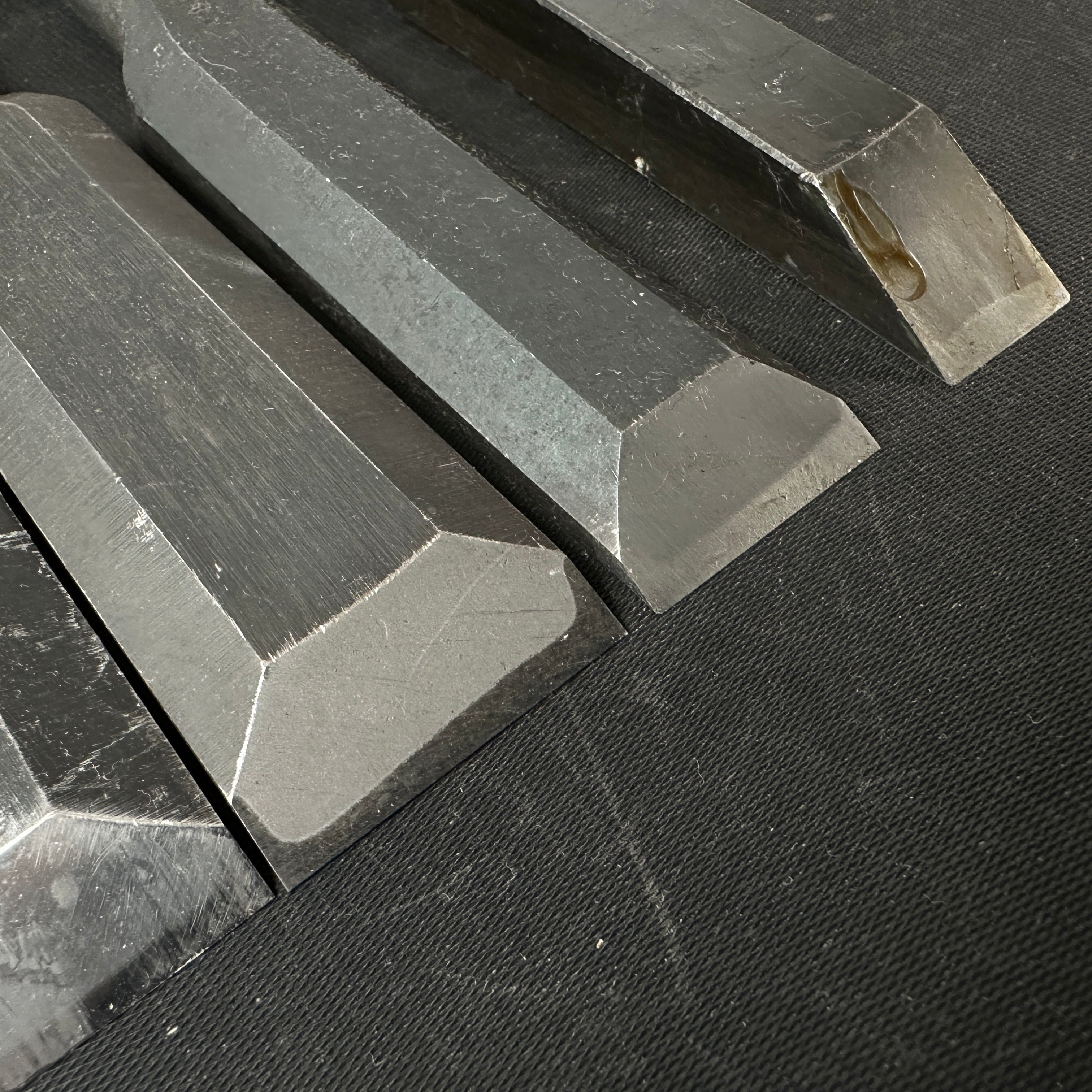 Old stock #5 Mixed set for beginner Timber chisels set with White steel 掘出し物 バラ鑿合わせ 初心者におすすめ 叩鑿6本組 Tatakinomi