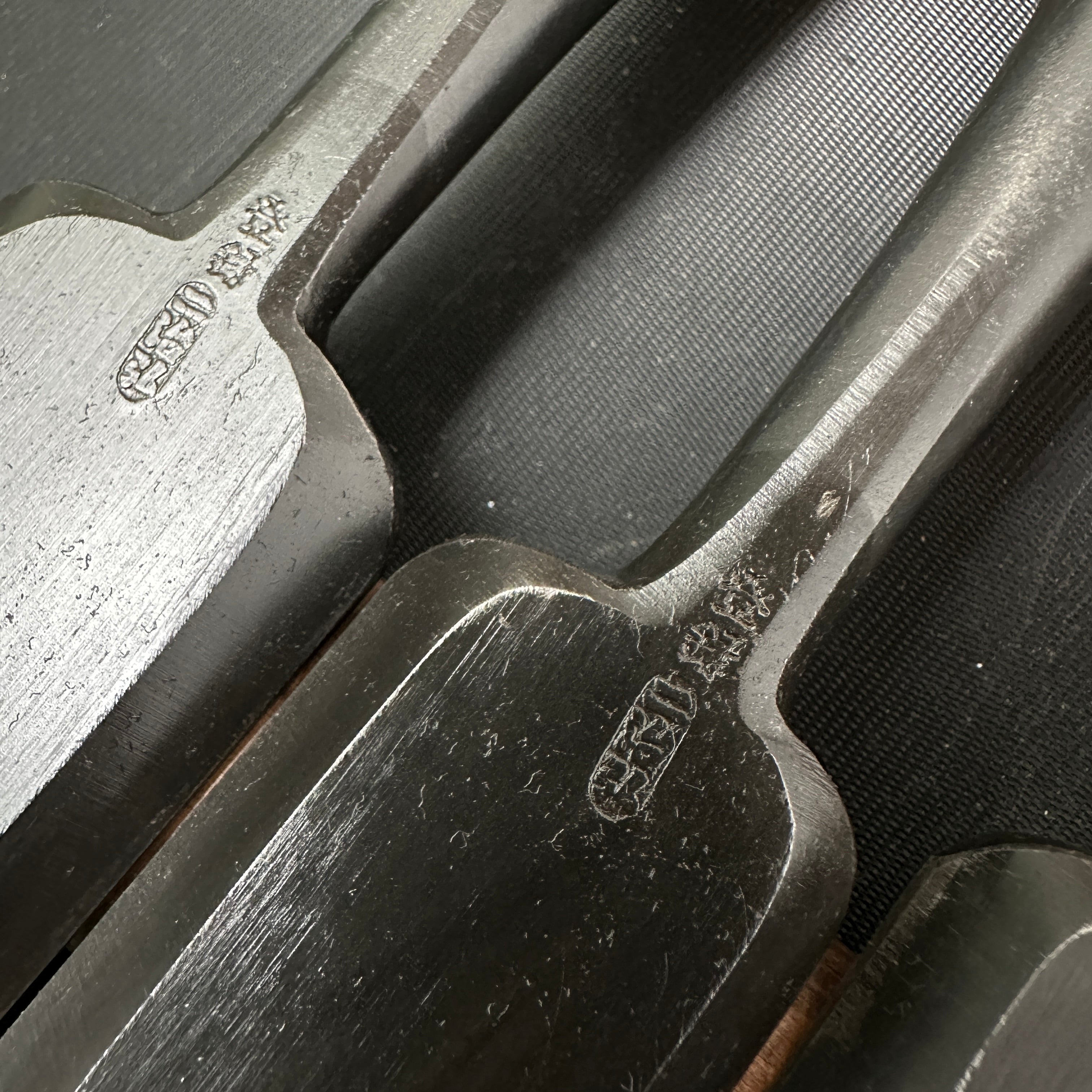 Fujihiro Medium timber chisels set by Chuutarou Imai 今井忠太郎作 二治弘 中叩組鑿 桐箱付 Chutatakinomi #6