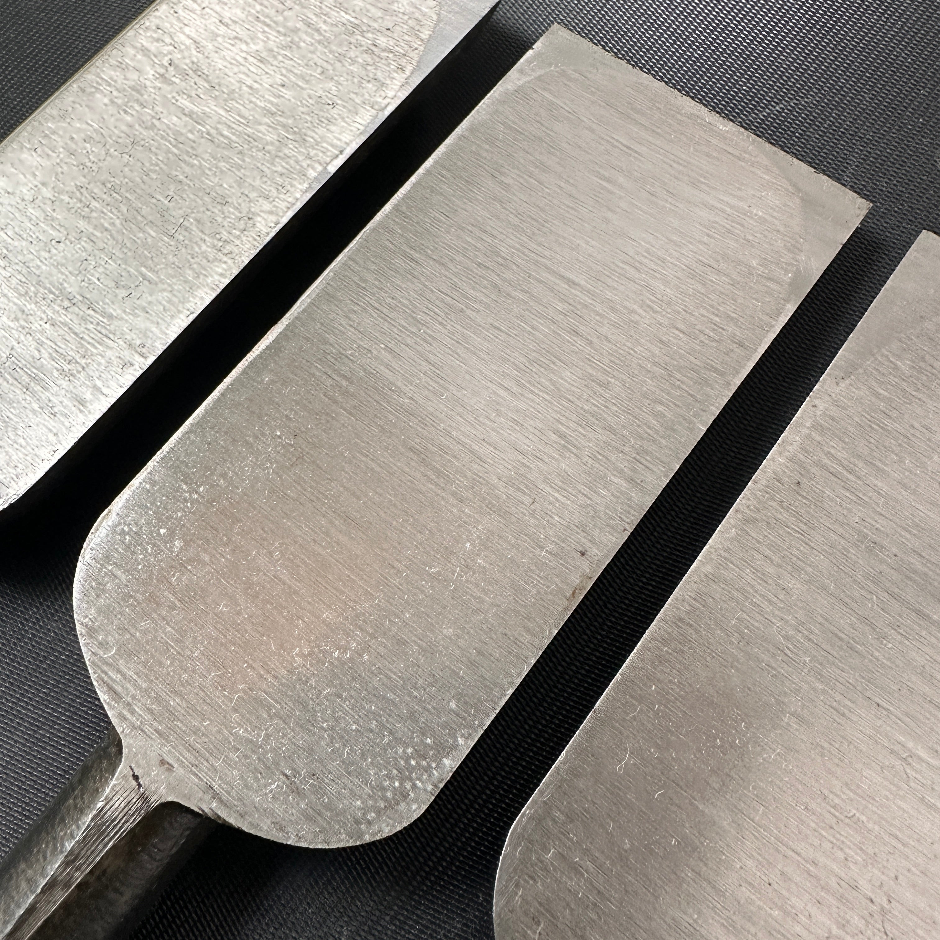 Hidari Hisasaku 2rd Timber chisels by Ikegami Takanobu 池上喬庸作 二代目左久作 叩き鑿 Tatakinomi 36mm 42mm 48mm