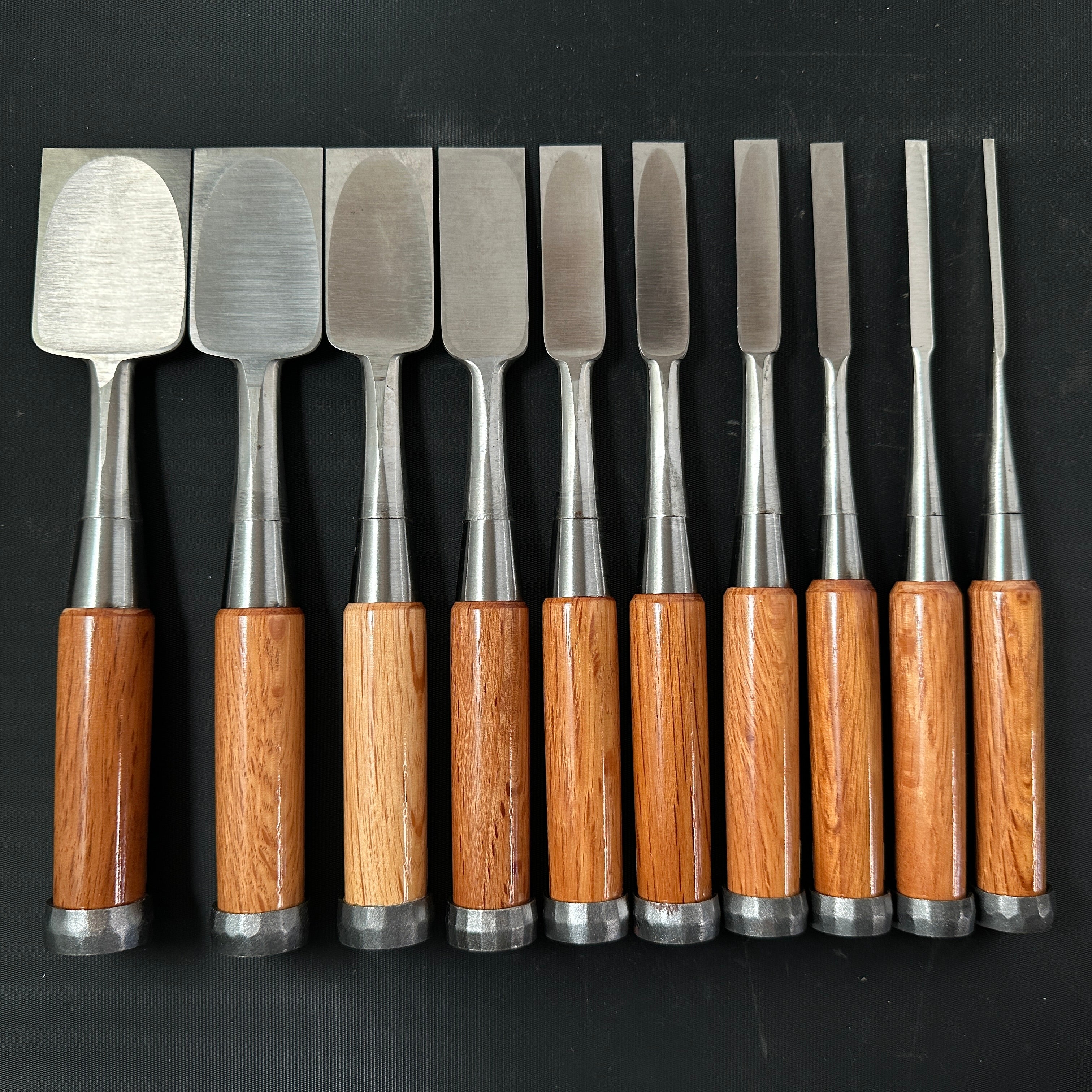 Old stock #5 Sukemaru 4th Wholesaler stamp High-Speed Steel Bench chisels set 掘出し物 四代助丸 問屋銘 ハイス鋼追入組鑿 Oirenomi