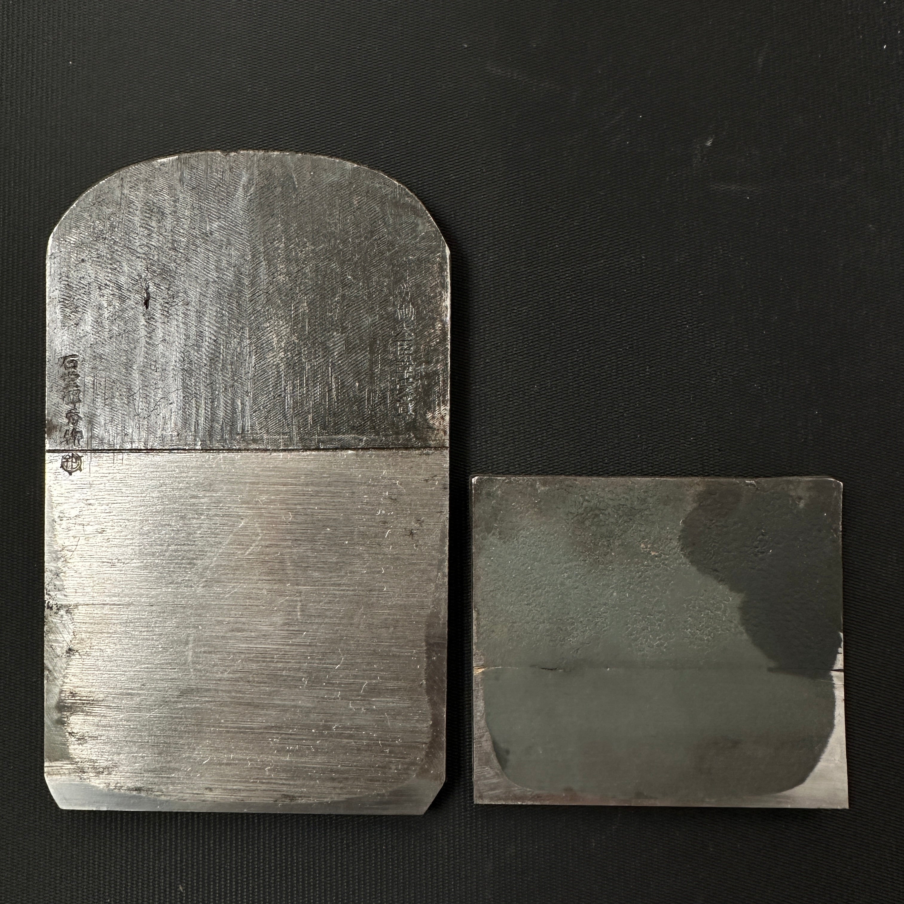 Old stock Teruhide Black Yabane Smoothing Plane Blades (Kanna) by Ishido Master 蔵出し 石堂秀雄作 輝秀 黒矢羽根 仕上げ鉋刃 70mm