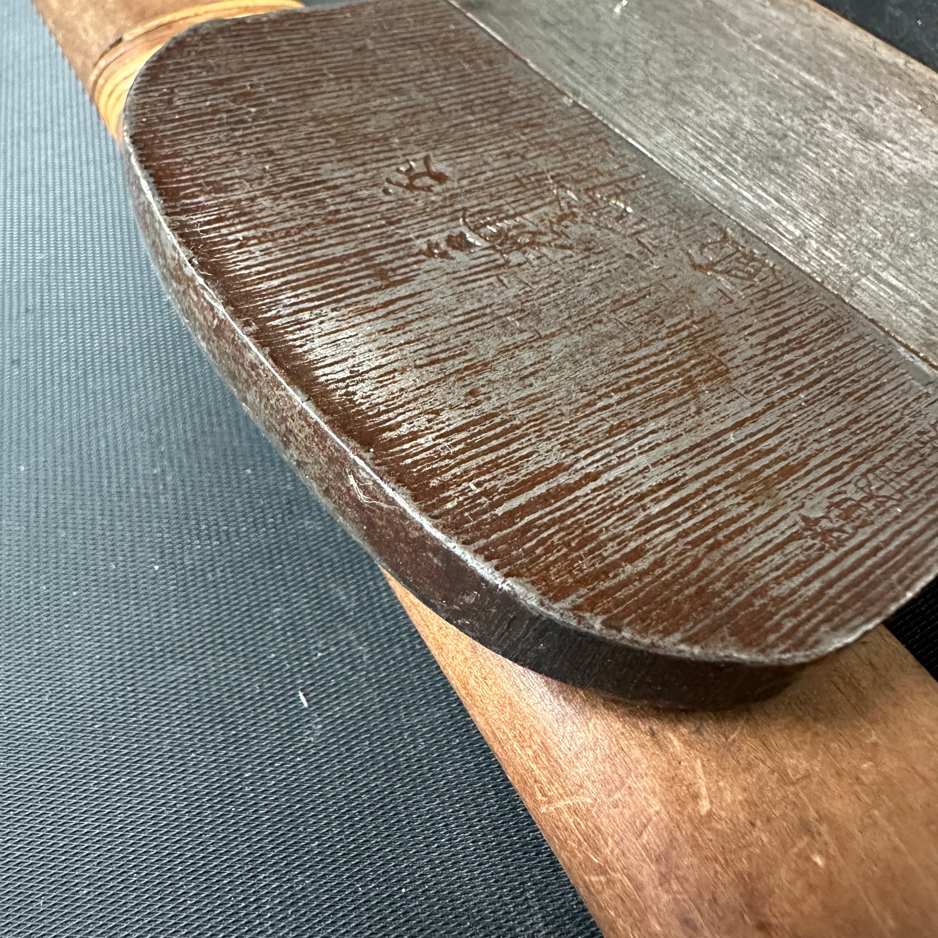 Used tenth generation Teruhide Smoothing Plane (Kanna) 中古 輝秀 十代目 石堂秀雄作 仕上げ鉋 85mm