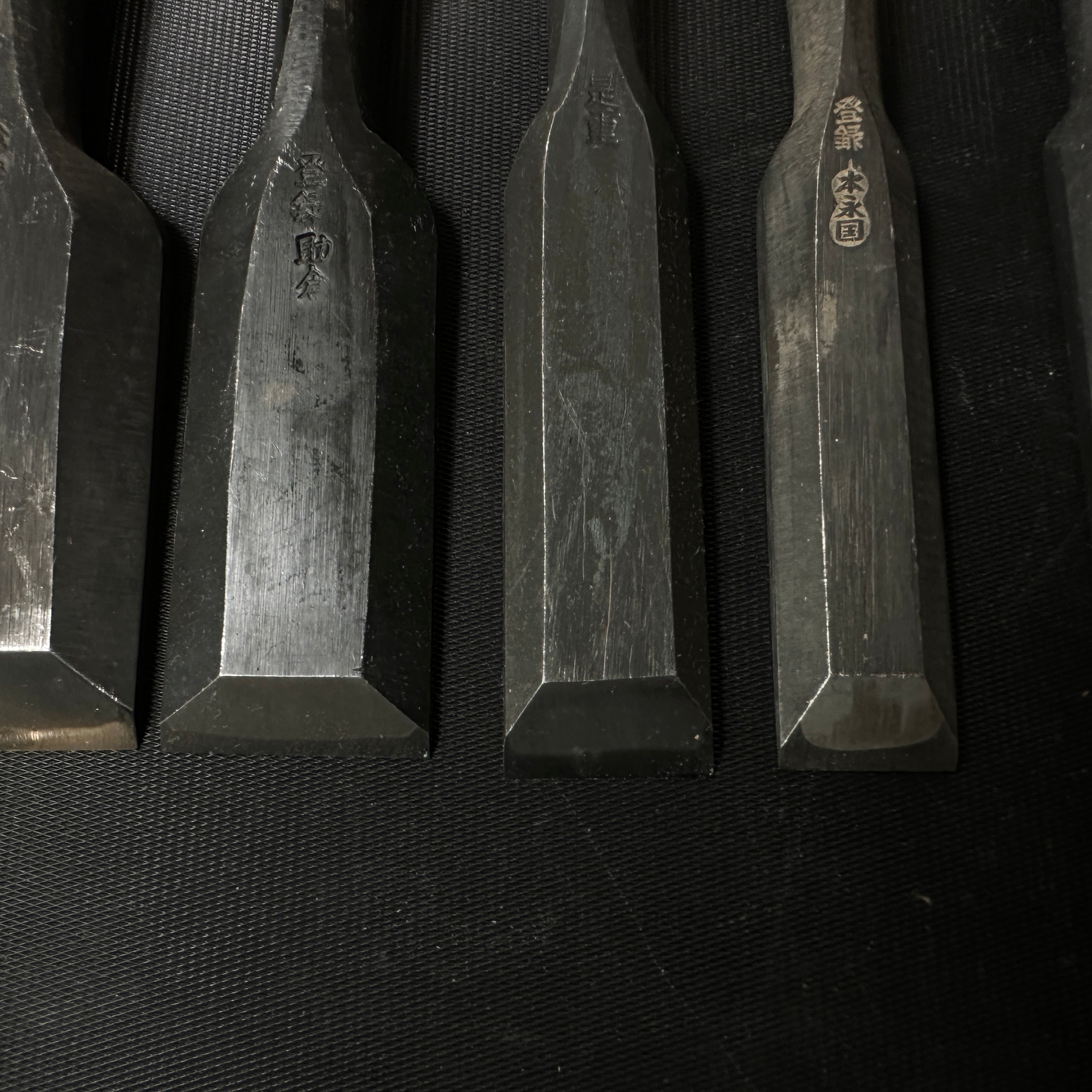 #M158 Mixed set for beginner Bench chisels set by unknown smith バラ鑿合わせ 初心者におすすめ 追入組鑿作者不明