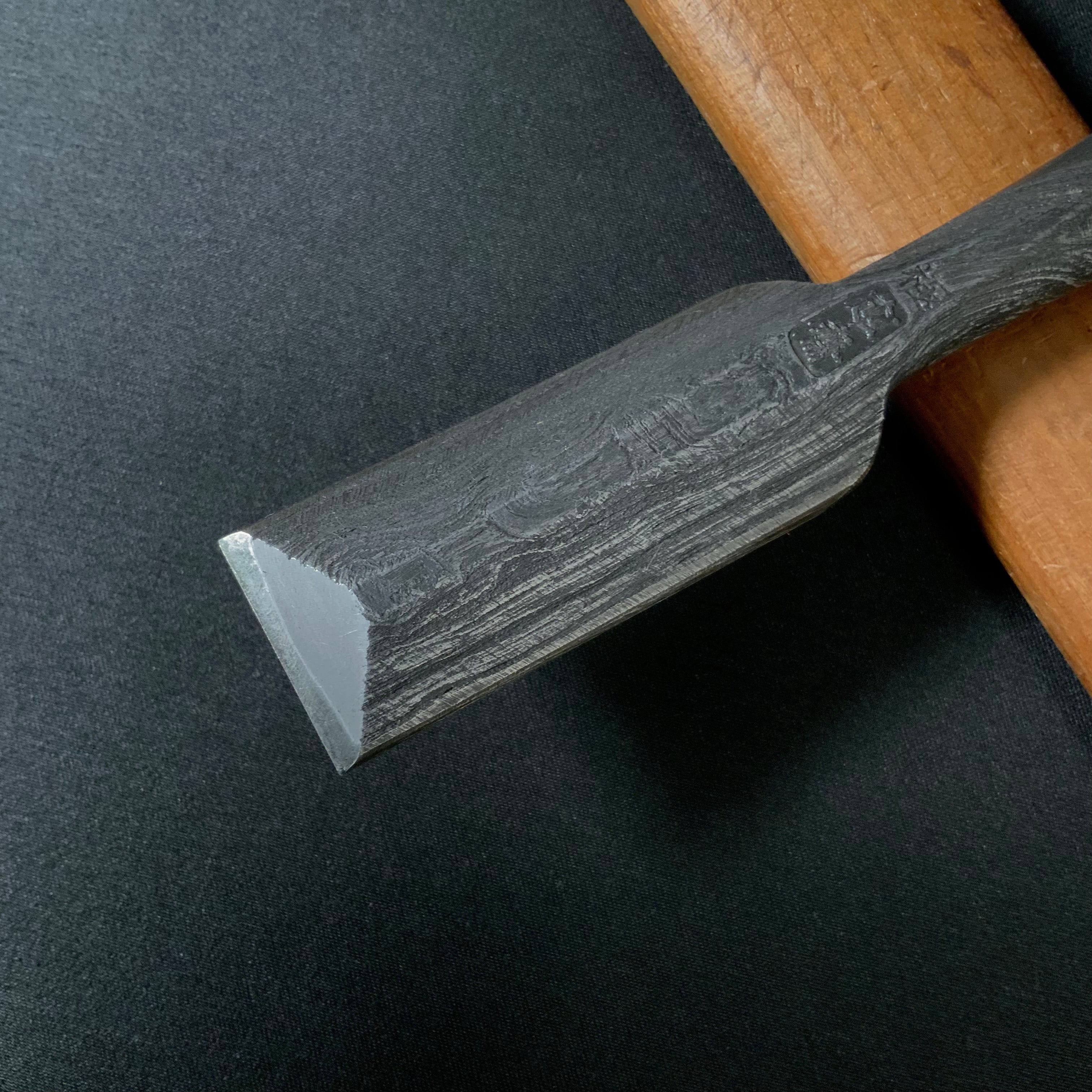 Tasai Watetsu Special Dovetail Bench chisels with Black wood handle 田斎作 和鉄 鎬追入鑿(突きのみ) 黒檀柄 24mm