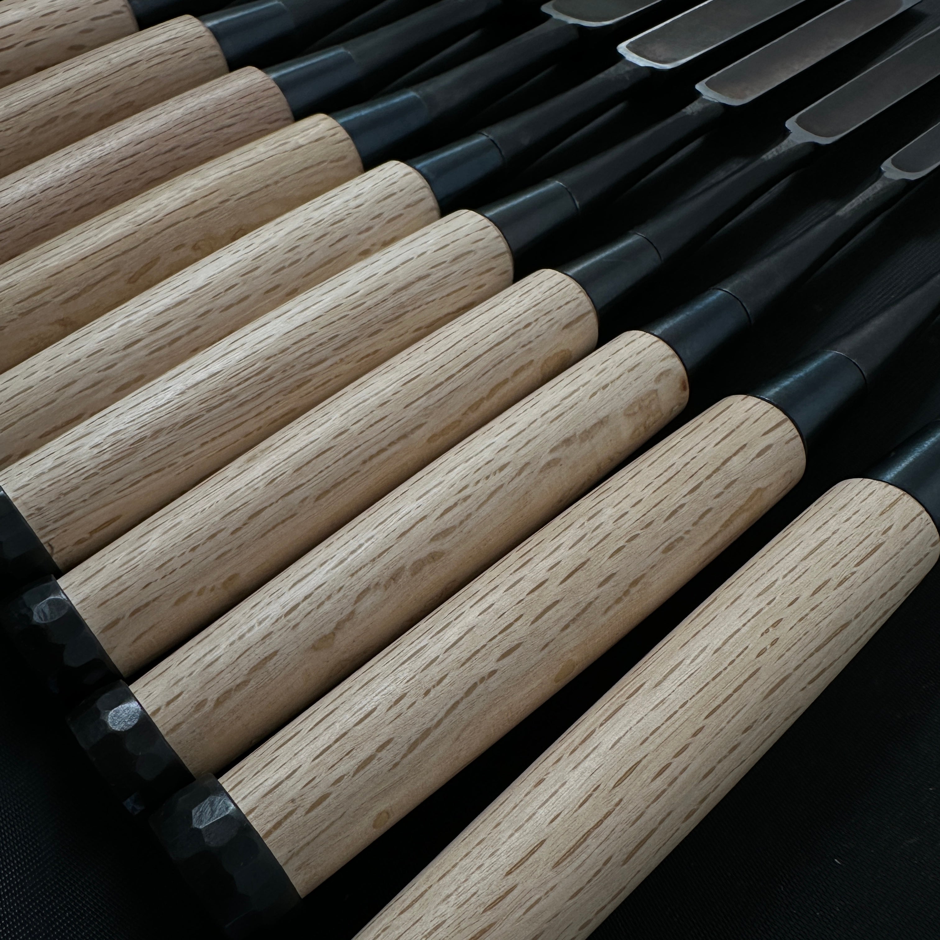Fujihiro Medium timber chisels set by Chuutarou Imai 今井忠太郎作 二治弘 中叩組鑿 桐箱付 Chutatakinomi #6