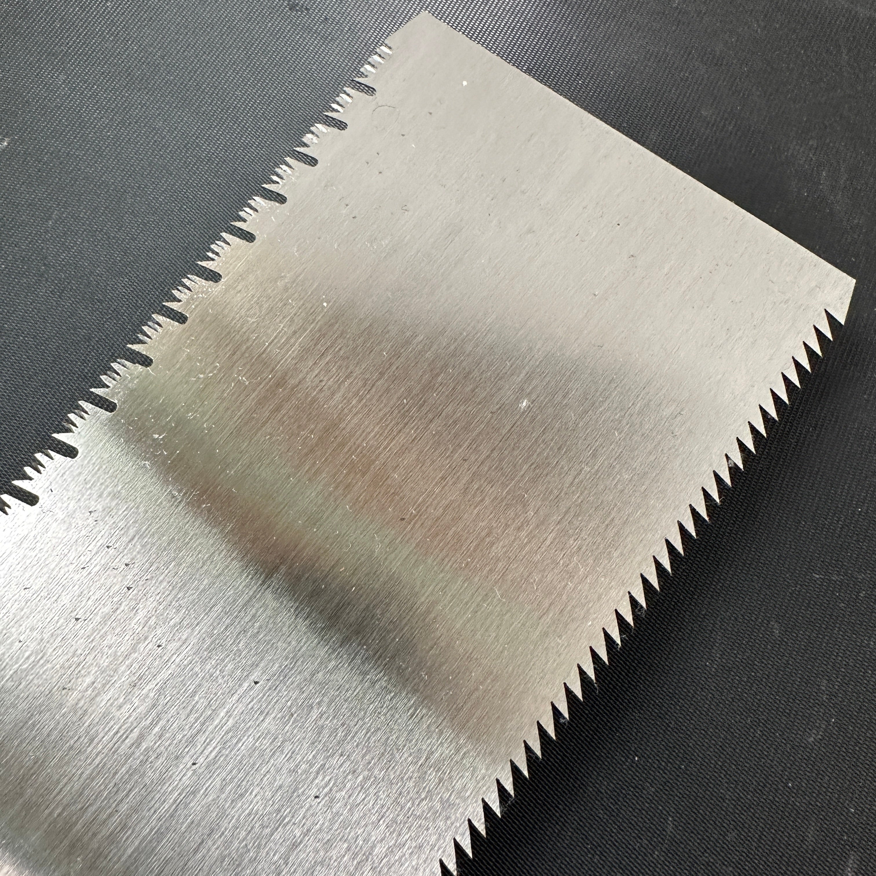 #89 Nagakatsu Double Edge (Ryoba) Saw with Eddy Type Handles For Soft Wood 長勝鋸 両刃鋸 渦巻き柄 針葉材用 225mm