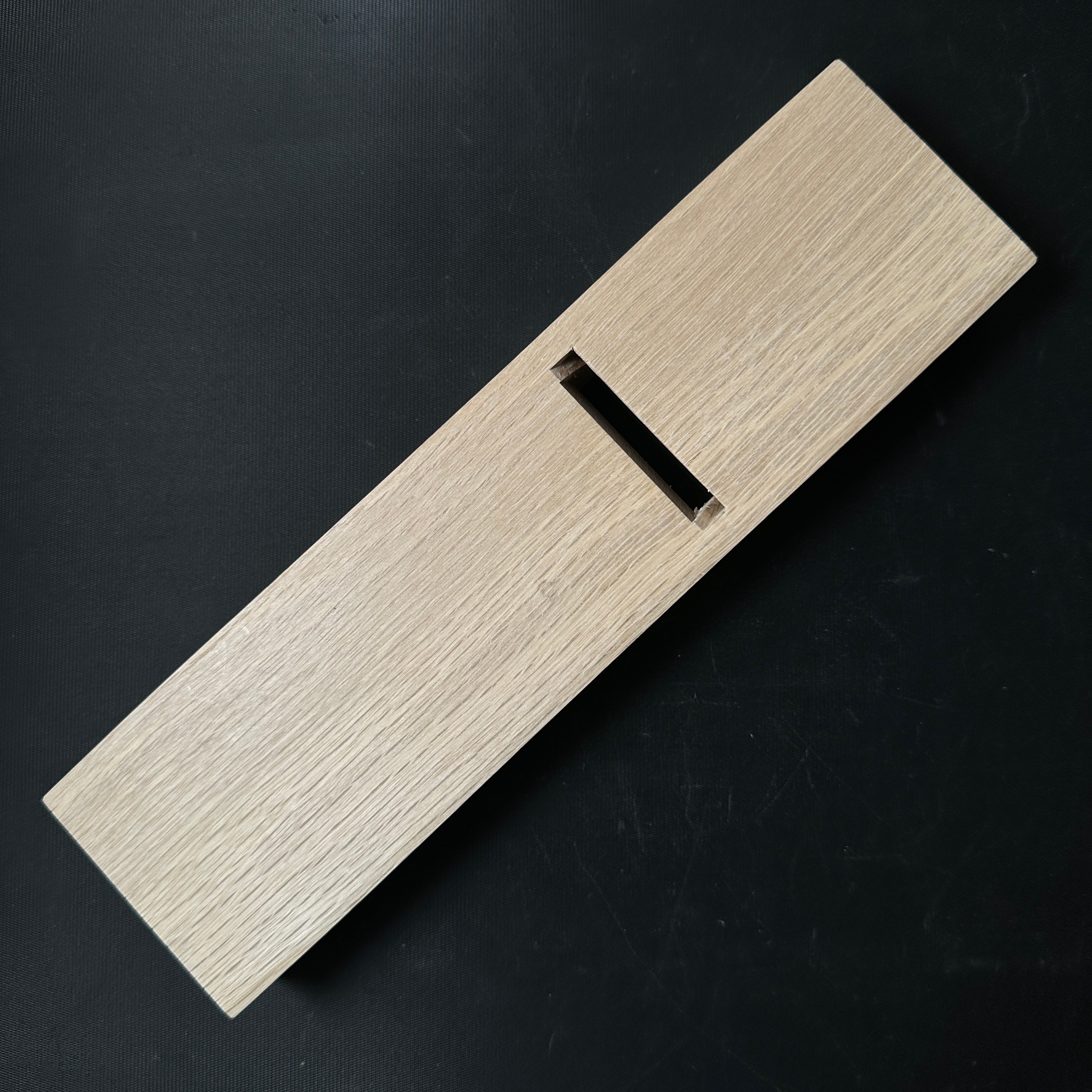 Old stock Yabane Smoothing Plane (Kanna) by Ishido Master 石堂輝秀作 矢羽根鉋 仕上げ鉋 42mm 48mm