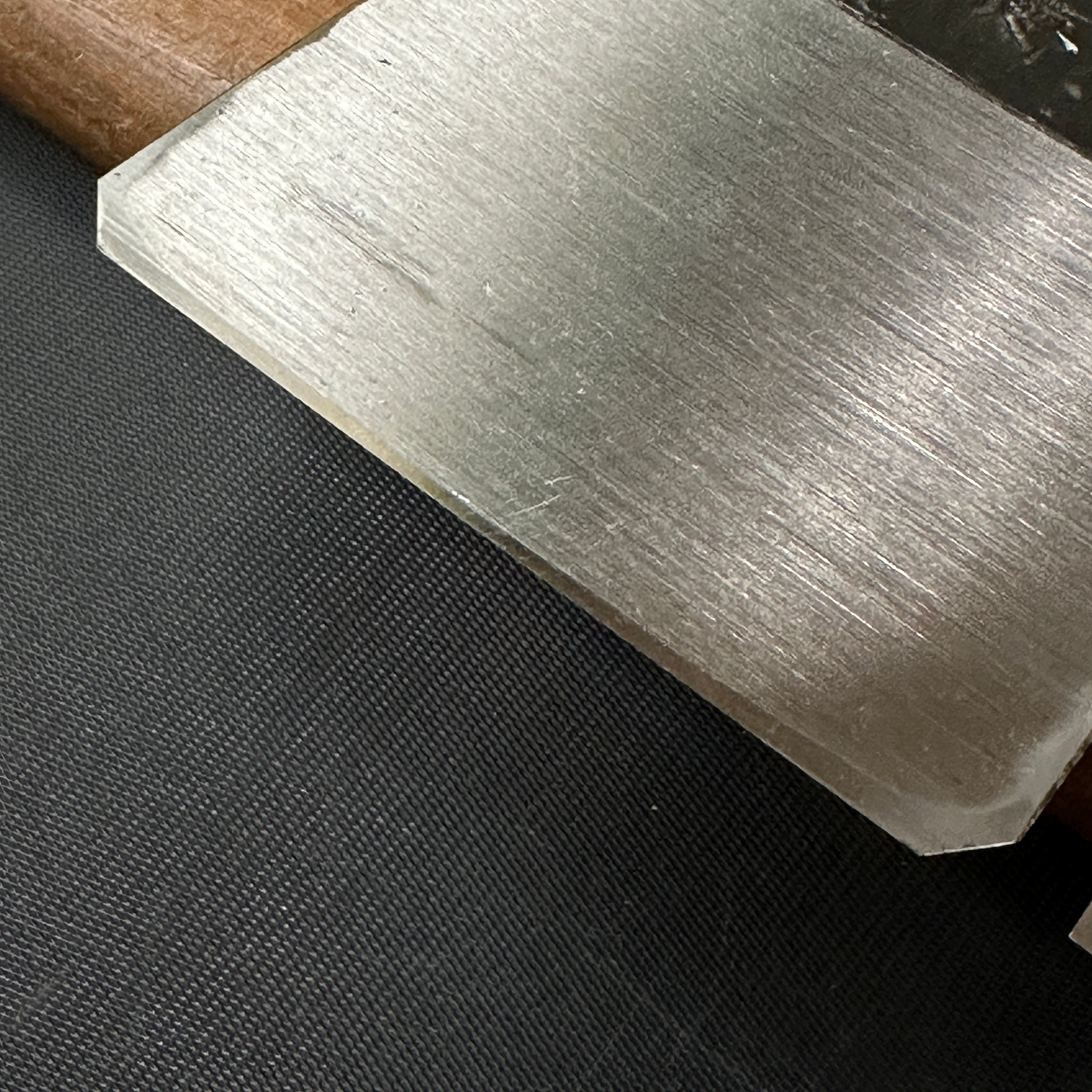 Old stock Daitoku Yabane Smoothing Plane (Kanna) by Ishido Master 石堂輝秀作 台徳 矢羽根 仕上げ鉋 70mm