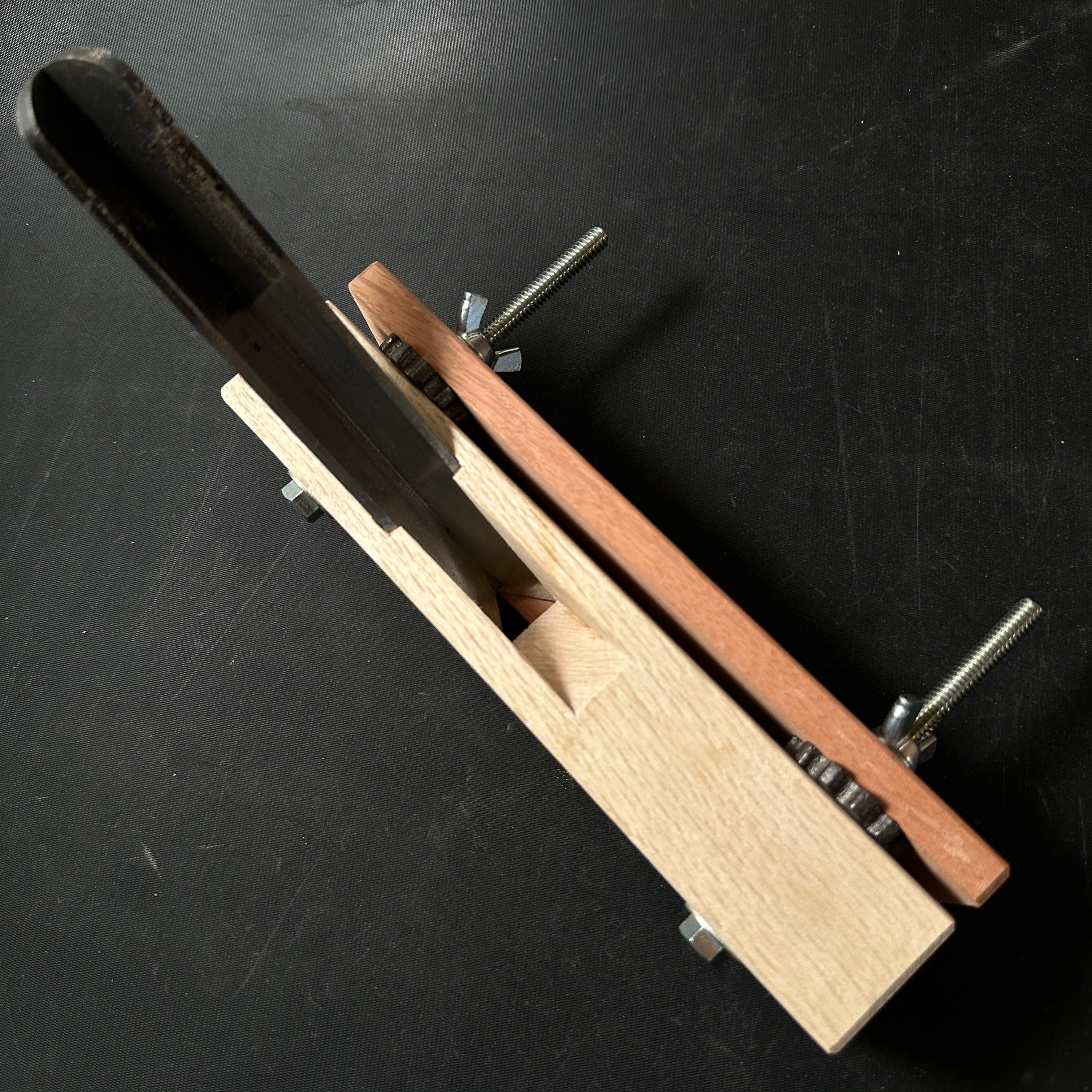 Ha Kanna Kumiko Kanna with white steel by Muneaki 葉鉋 組子用 90° 猪本台 宗秋刃