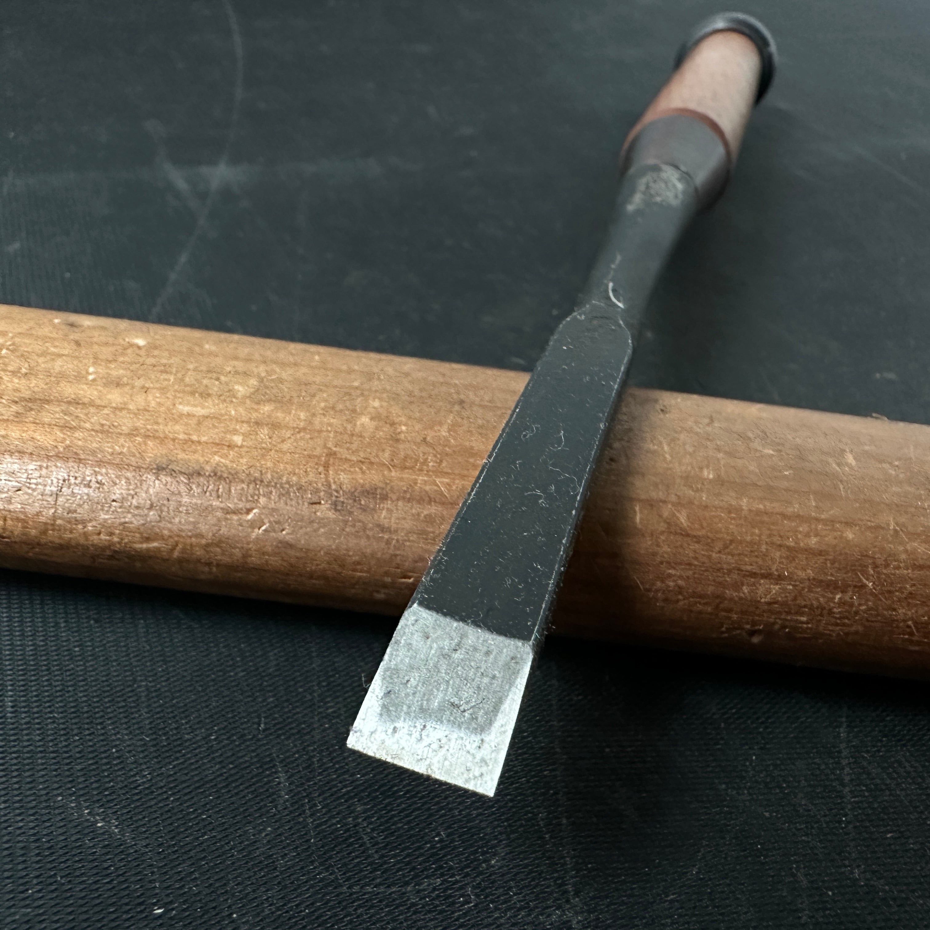 Old stock Hidari-Munekatsu Bench chisels by Suzuki Shousuke 掘出し物 左宗勝 鈴木章助作 追入鑿 Orenomi
