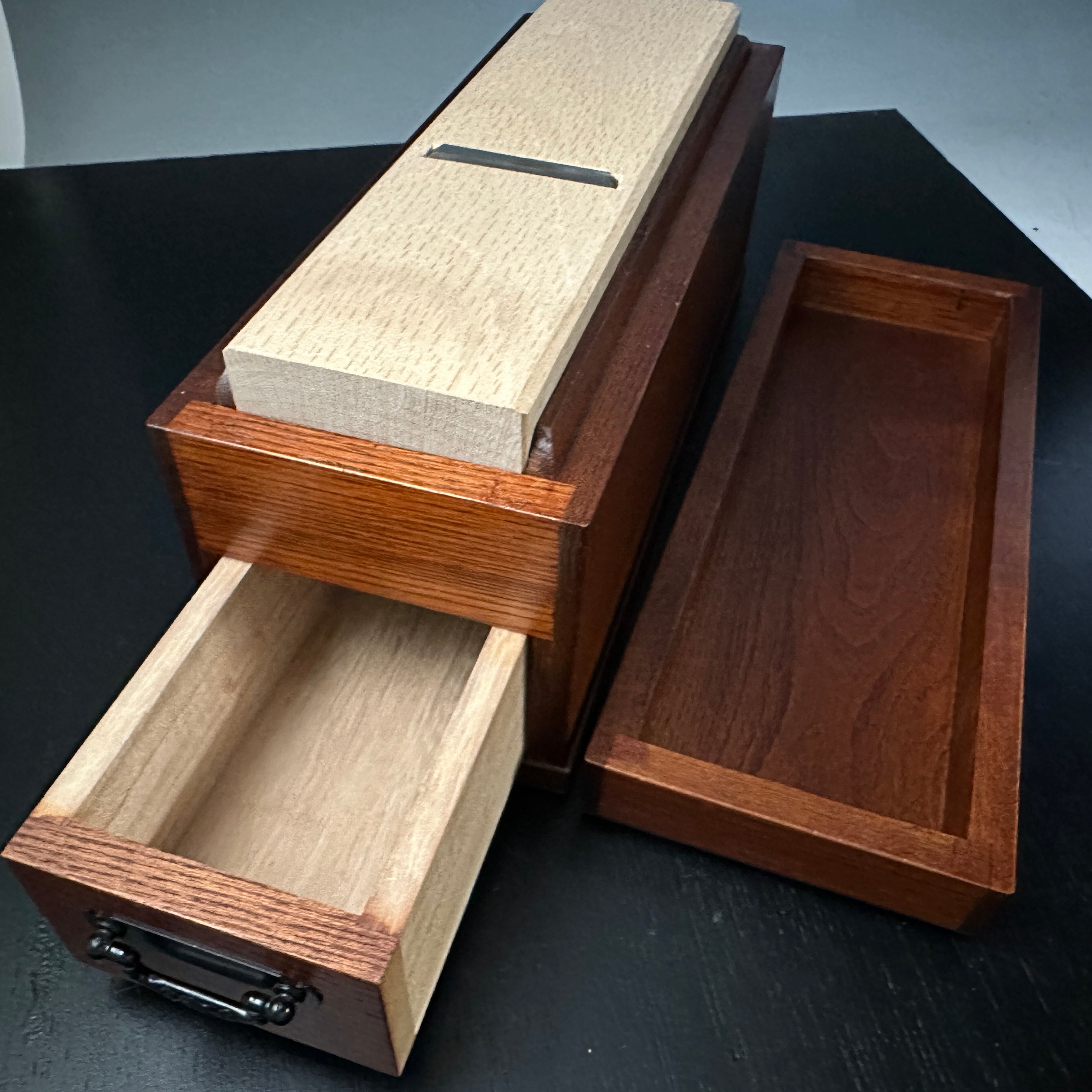 Ishido Katsuobushi (Dried Bonito) Shaving Plane Set 石堂輝秀 労働大臣章受賞記念 鰹節削り器 58mm