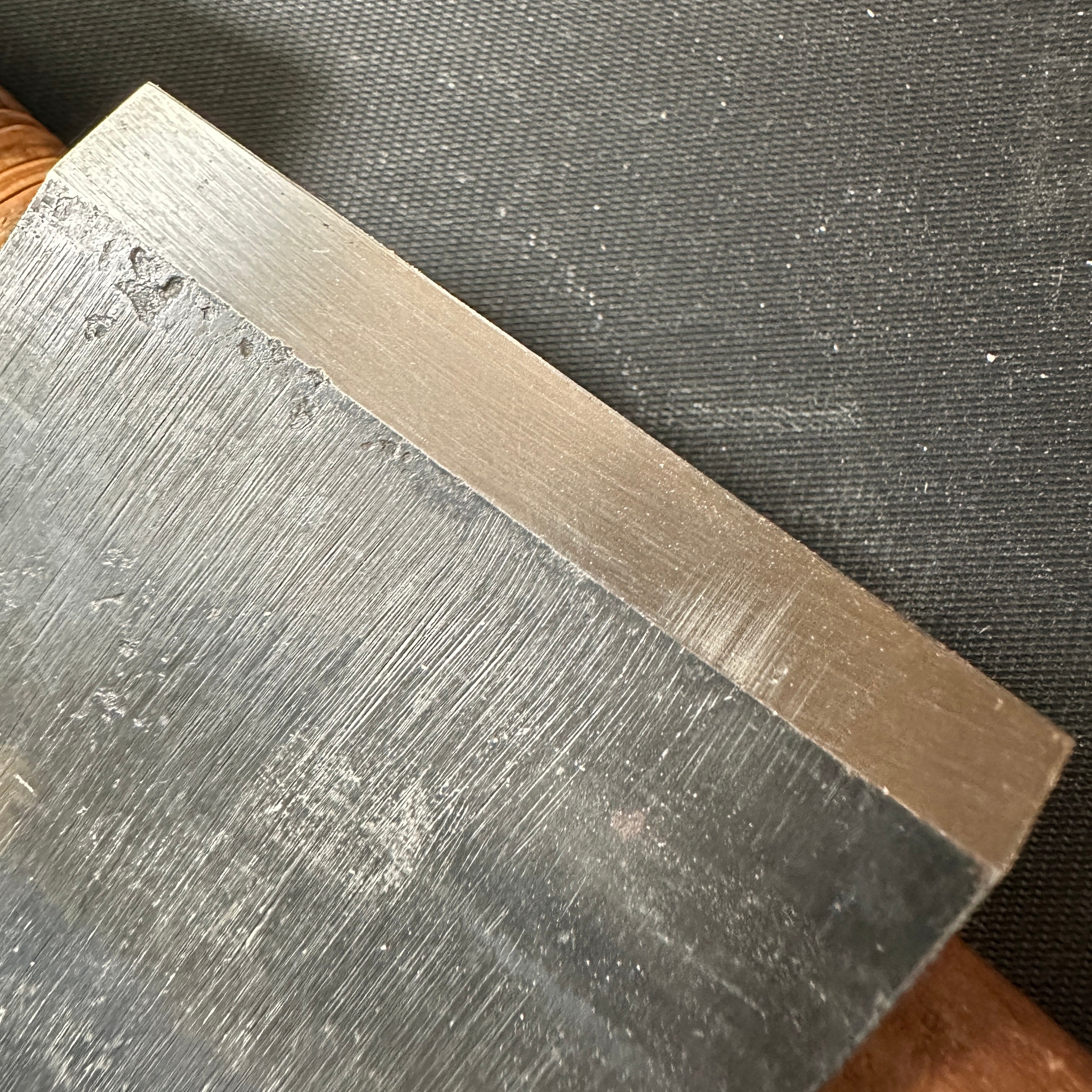 Old stock Chiyoduru Unju Smoothing Plane (Kanna) by Ojima 掘出し物 千代鶴運寿 尾島功大作 仕上げ鉋 70mm