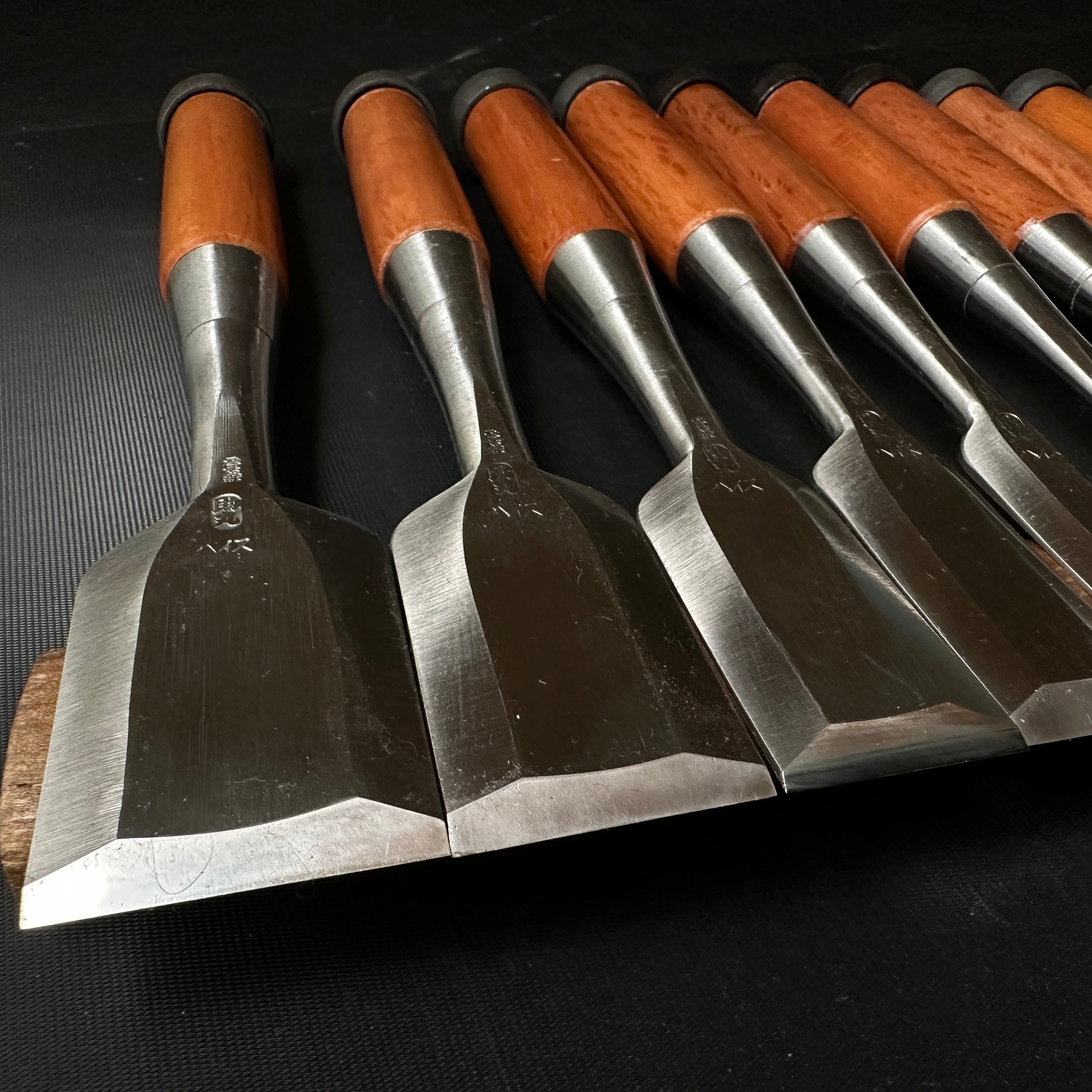 Old stock #2 Sukemaru High-Speed Steel Bench chisels set 掘出し物 助丸 ハイス鋼追入組鑿 三つ裏 Oirenomi