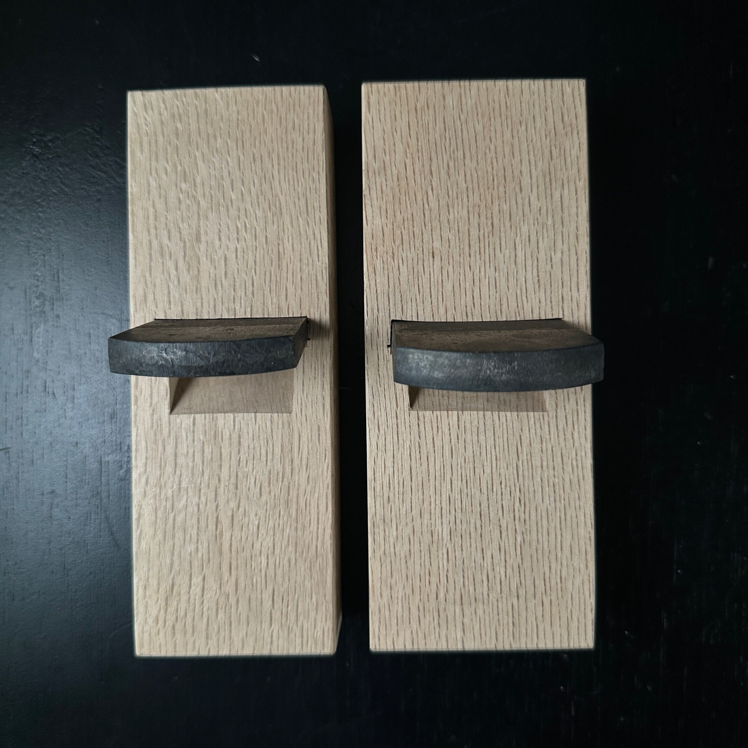 Old stock Kiyotada Wholesaler stamp Standing Plane 110° / 清忠(問屋銘・水平屋) 台直鉋 110° 段付