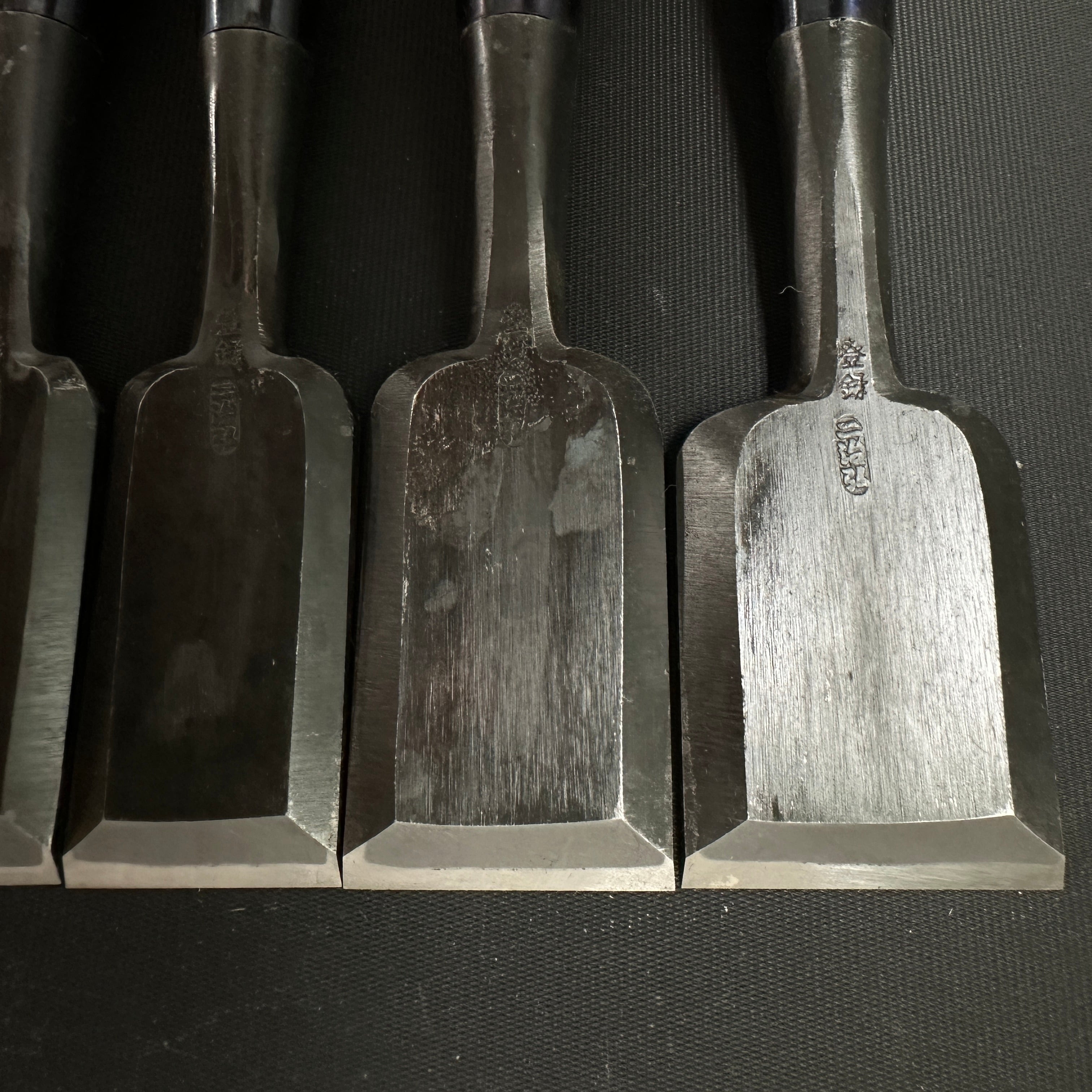 Nijihiro Bench chisels set by Chuutarou Imai white oak handle (Fujihiro) 今井忠太郎作 二治弘 追入組鑿 白樫柄