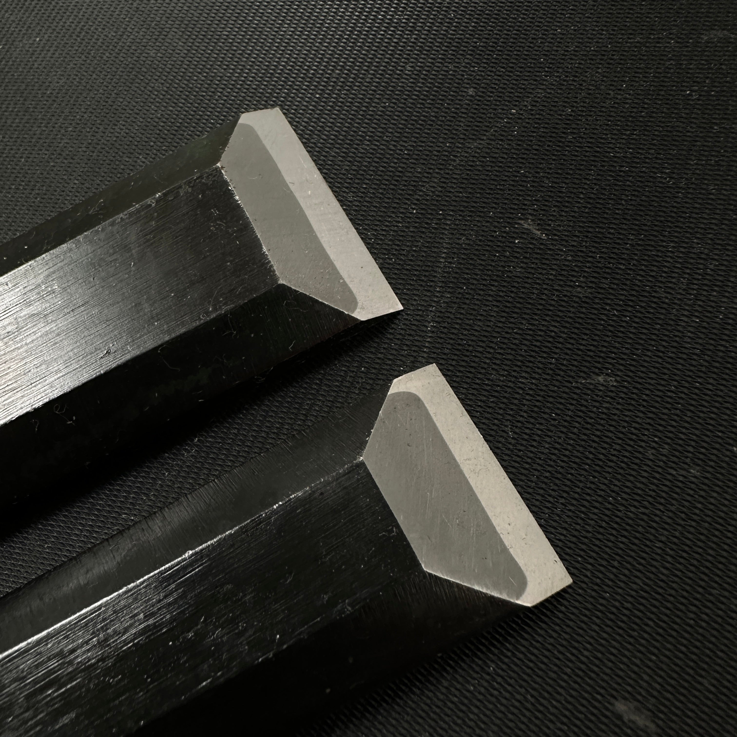 Kikuhiromaru Timber chisels with White steel No.3 菊弘丸 叩き鑿 白樫柄 Tatakinomi