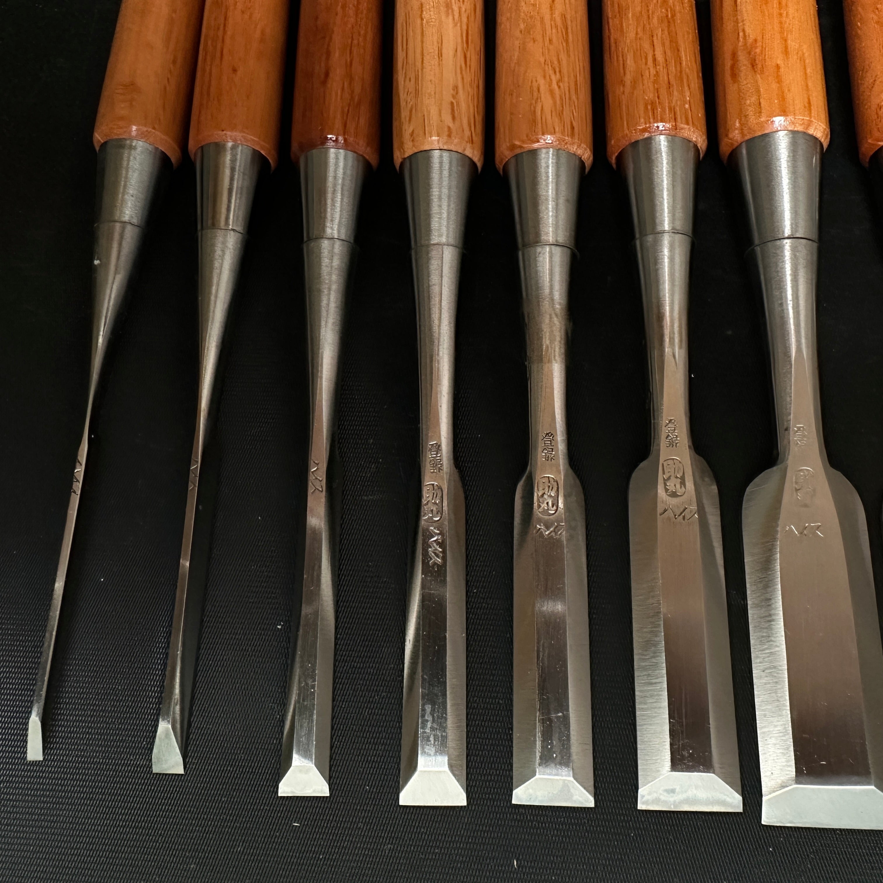 Old stock Sukemaru High-Speed Steel Bench chisels set 掘出し物 助丸 ハイス鋼追入組鑿 Oirenomi