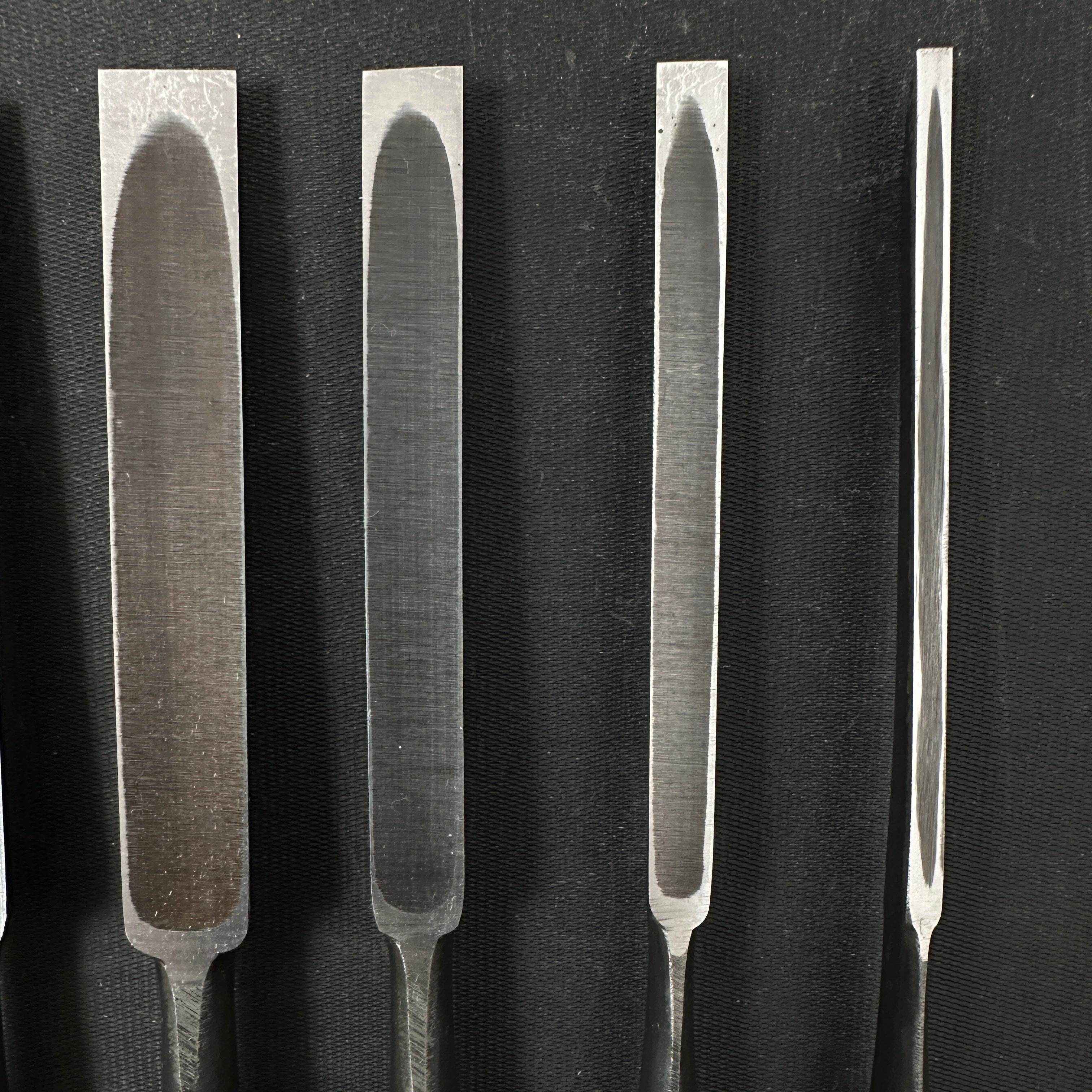 Fujihiro Medium timber chisels set by Chuutarou Imai 今井忠太郎作 二治弘 中叩組鑿 桐箱付 Chutatakinomi #6