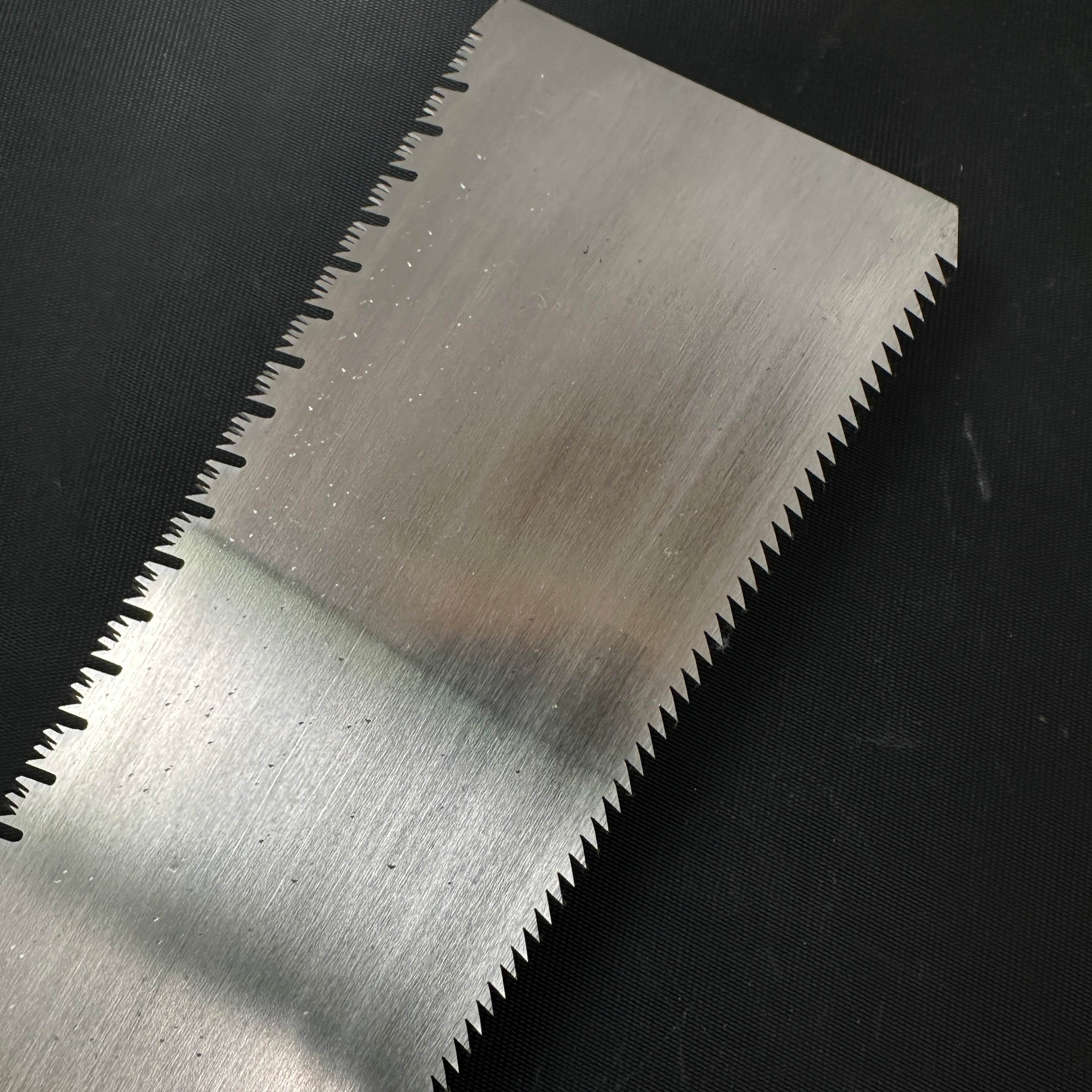 #87 Nagakatsu Double Edge (Ryoba) Saw with Eddy Type Handles For Soft Wood 長勝鋸 両刃鋸 渦巻き柄 針葉材用 195mm