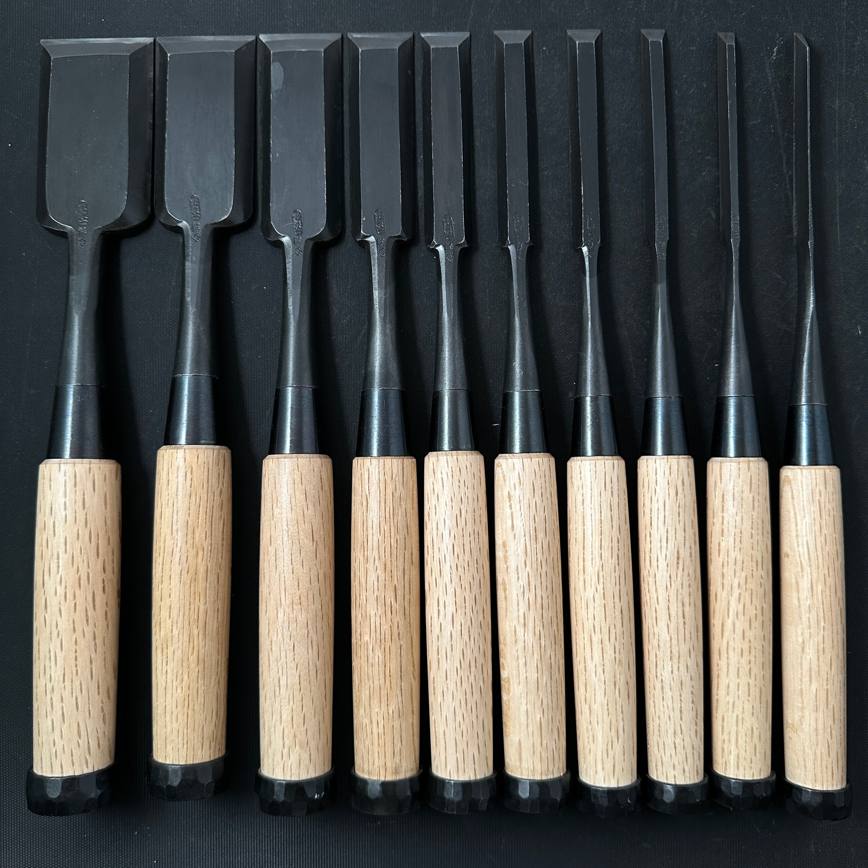 Fujihiro Medium timber chisels set by Chuutarou Imai 今井忠太郎作 二治弘 中叩組鑿 桐箱付 Chutatakinomi #6