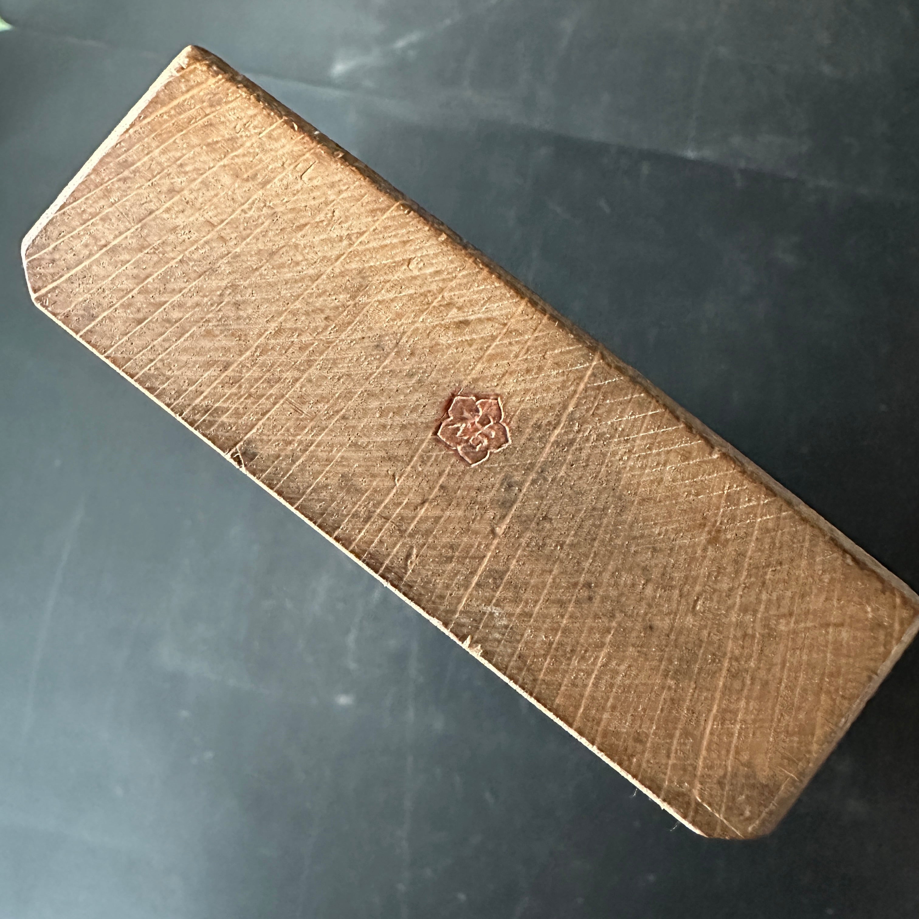 Used tenth generation Teruhide Smoothing Plane (Kanna) 中古 輝秀 十代目 石堂秀雄作 仕上げ鉋 85mm