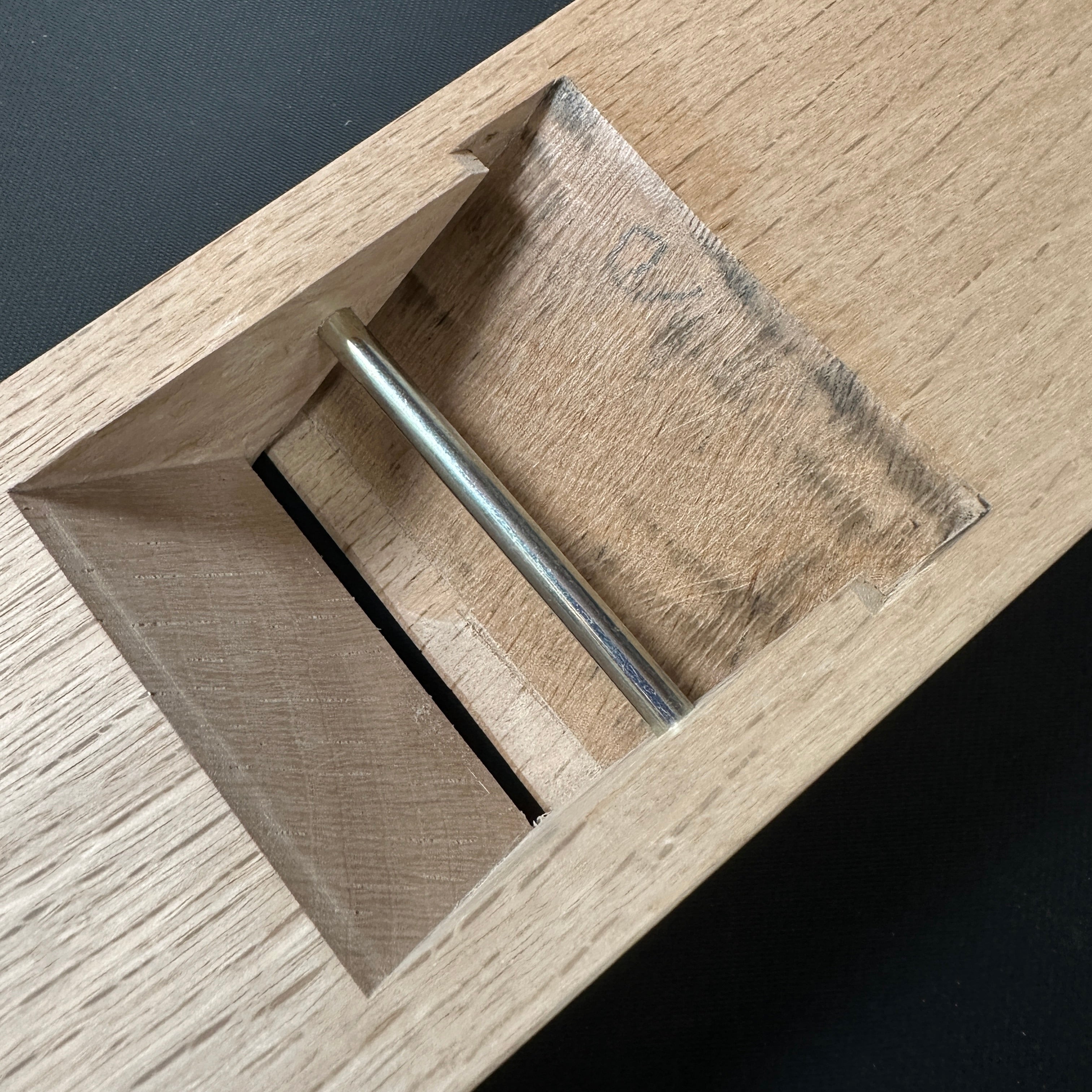 Old stock eleventh generation Teruhide Smoothing Plane (Kanna) 掘出し物 輝秀 十一代目 石堂秀雄作 仕上げ鉋 65mm