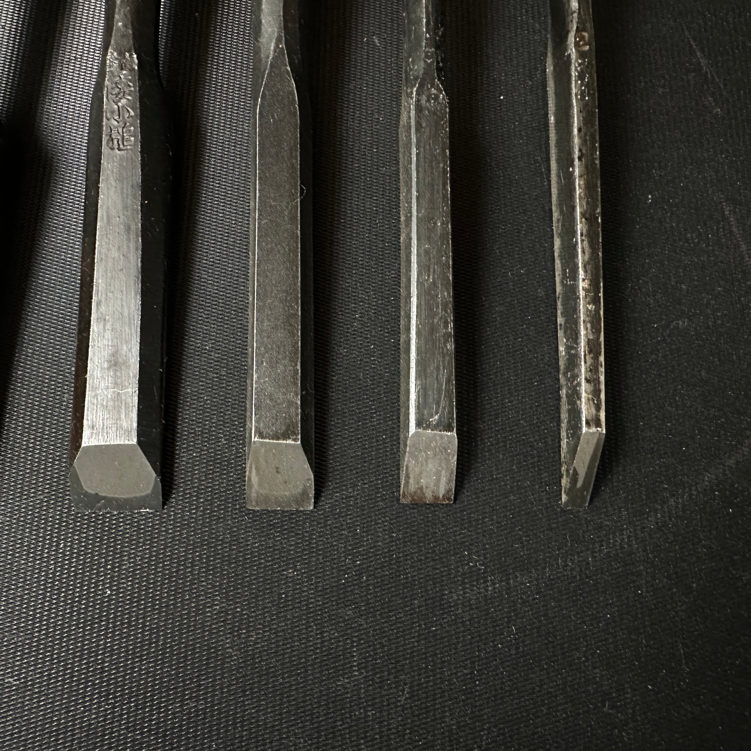 #M159 Mixed set for beginner Bench chisels set by unknown smith バラ鑿合わせ 初心者におすすめ 追入組鑿作者不明