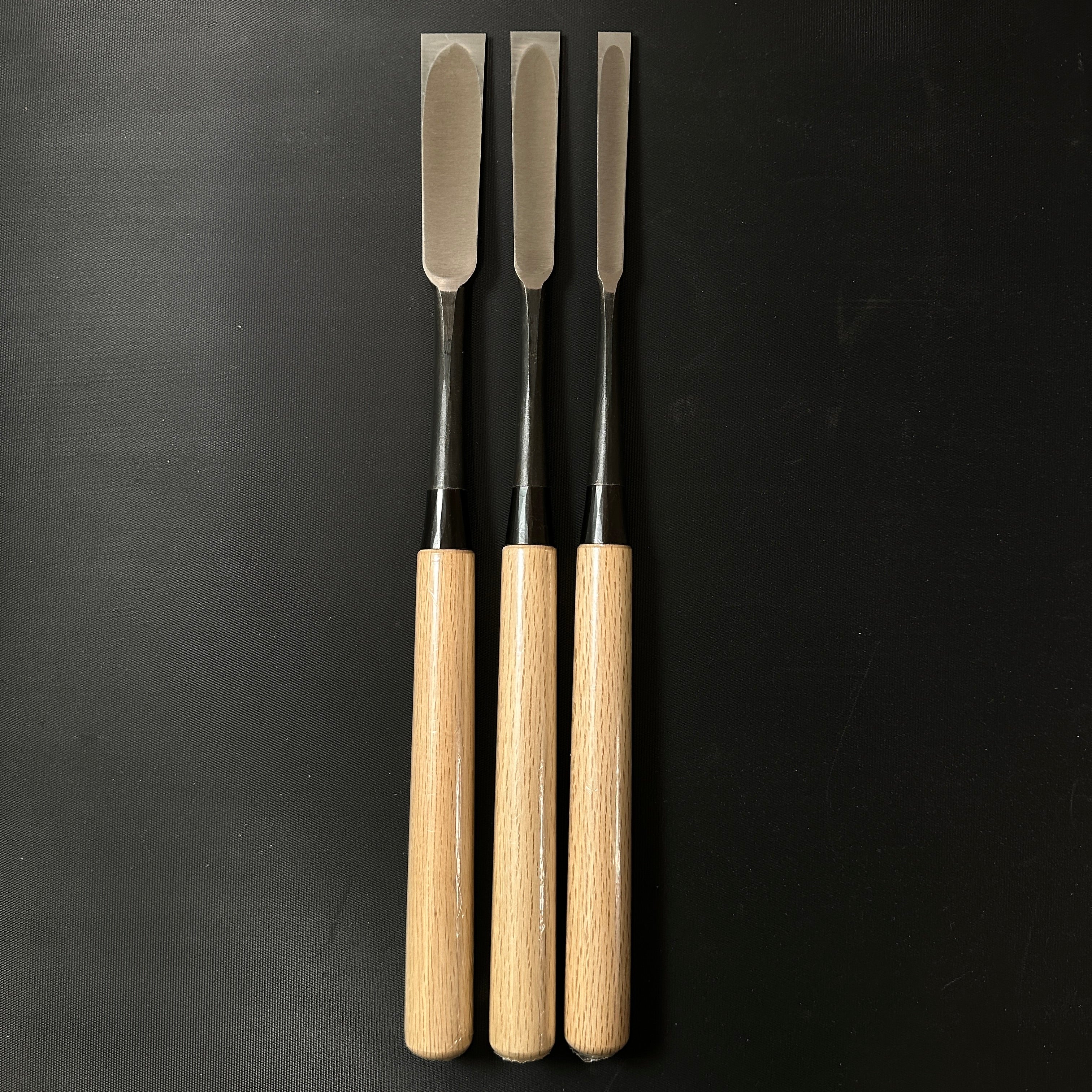 Tasai Paring Bachi chisels (Usunomi) with blue steel 田斎作 薄鑿バチ