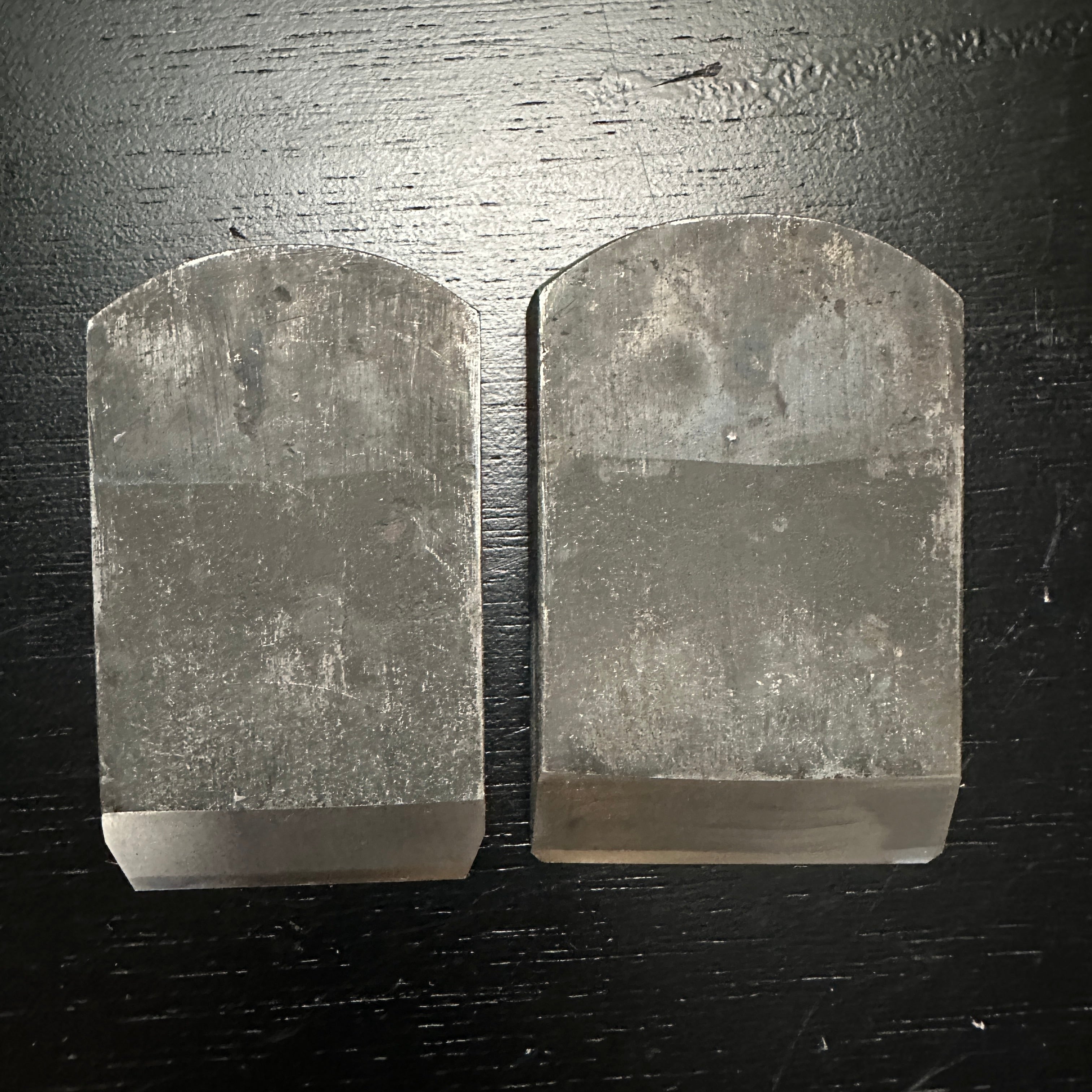 Old stock Kiyotada Wholesaler stamp Standing Plane 110° / 清忠(問屋銘・水平屋) 台直鉋 110° 段付