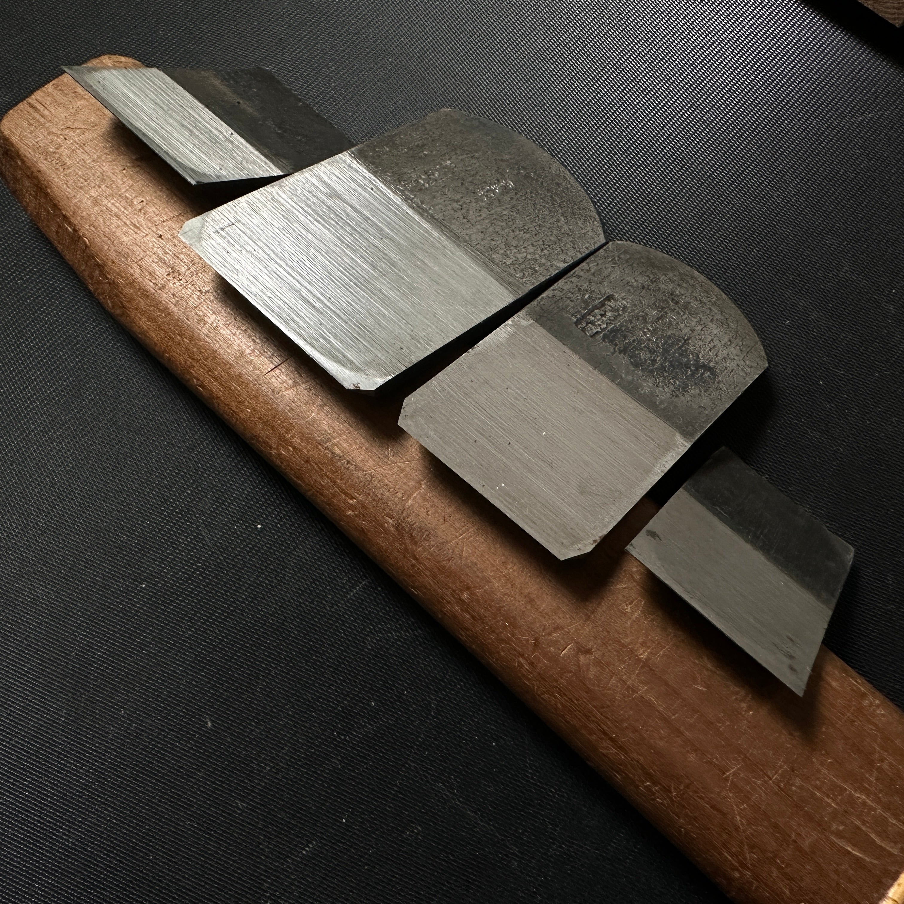 Kuniaki mini compass plane with Blue steel 30mm 36mm. 國明 豆反鉋 青紙鋼