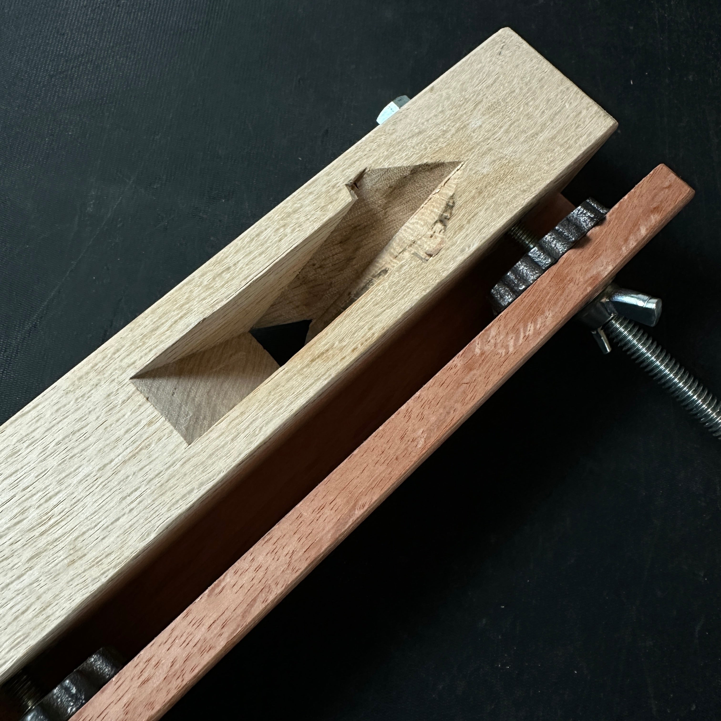 Ha Kanna Kumiko Kanna with white steel by Muneaki 葉鉋 組子用 90° 猪本台 宗秋刃