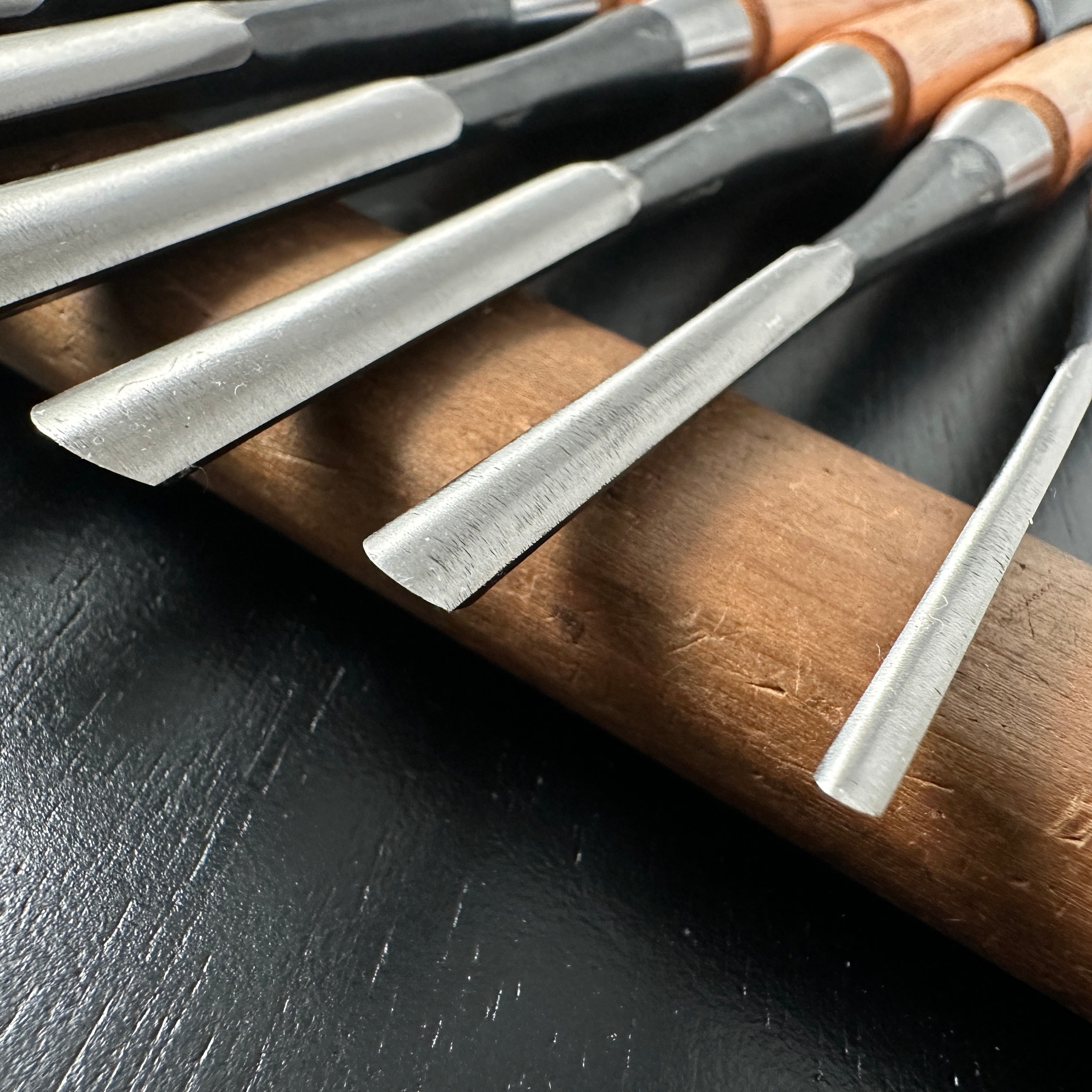 Yoshitaka Sotomaru chisels set with white steel 義隆 外丸組鑿 10本組 白紙鋼