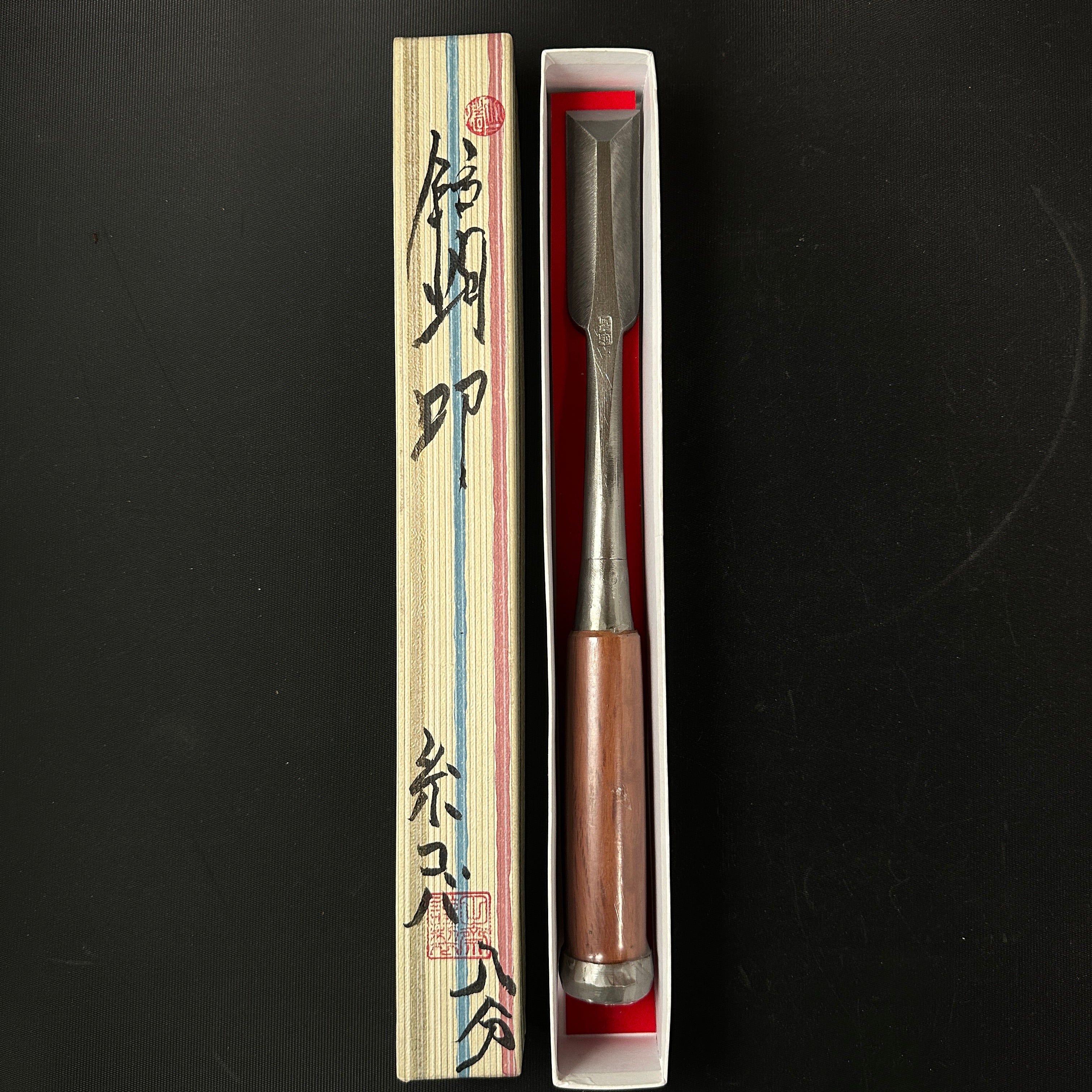 Tasai Dovetail Timber chisels (Itokoba) with blue steel / 田斎作 鎬叩鑿 糸コバ 24mm